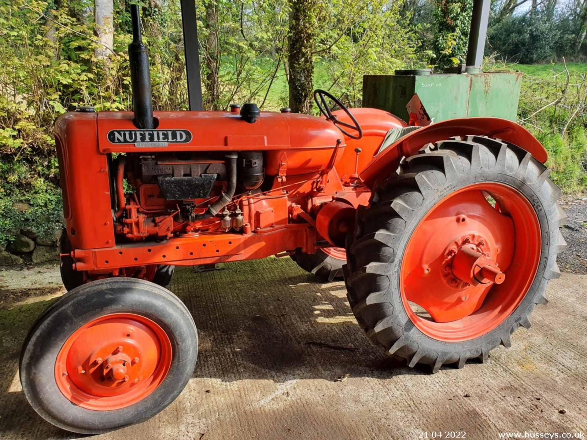 NUFFIELD VINTAGE TRACTOR - RECENTLY RESTORED BUT WON'T START