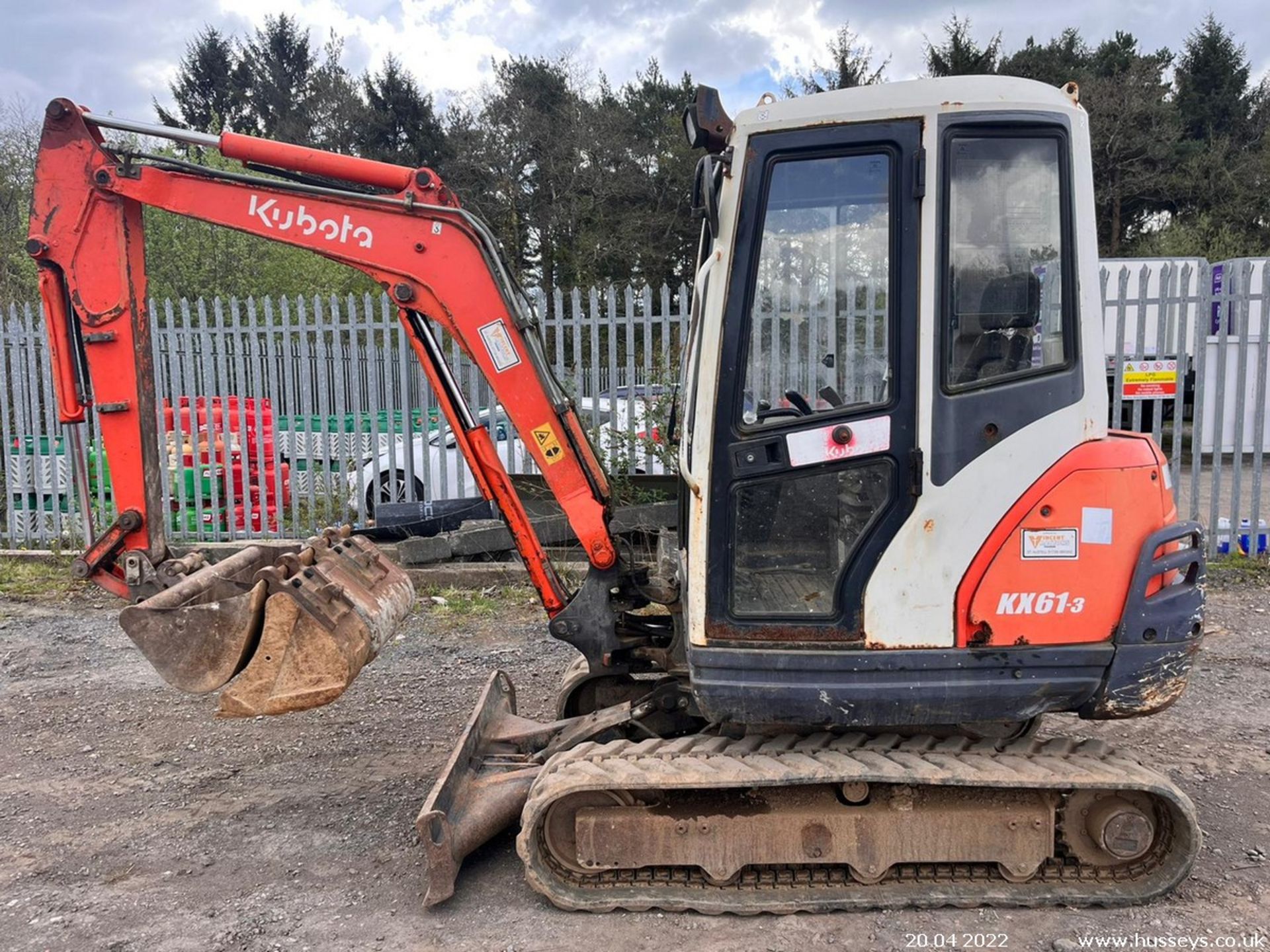 KUBOTA KX61-3 2009 C.W 3 BUCKETS & QUICK HITCH, BLACK & RED KEYS, RTD - Image 4 of 10