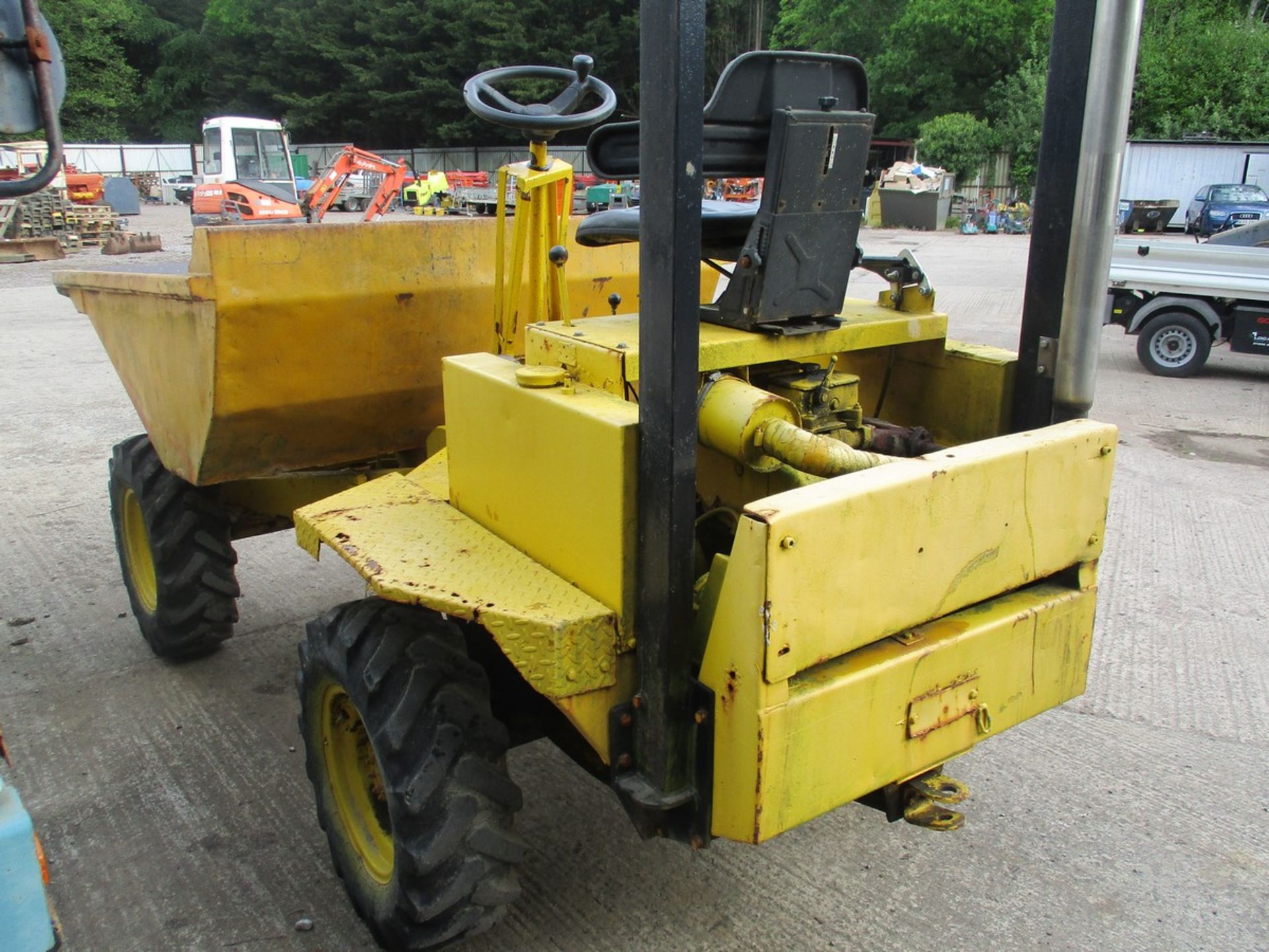 2 TON DUMPER - Image 4 of 6