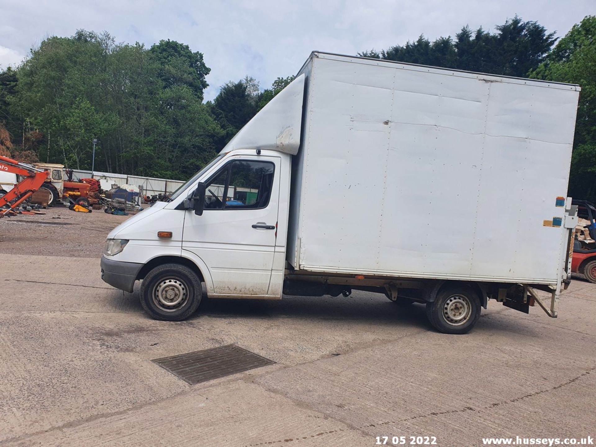 06/56 MERCEDES SPRINTER 313 CDI MWB - 2148cc 3dr Box Van (White, 156k) - Image 23 of 34