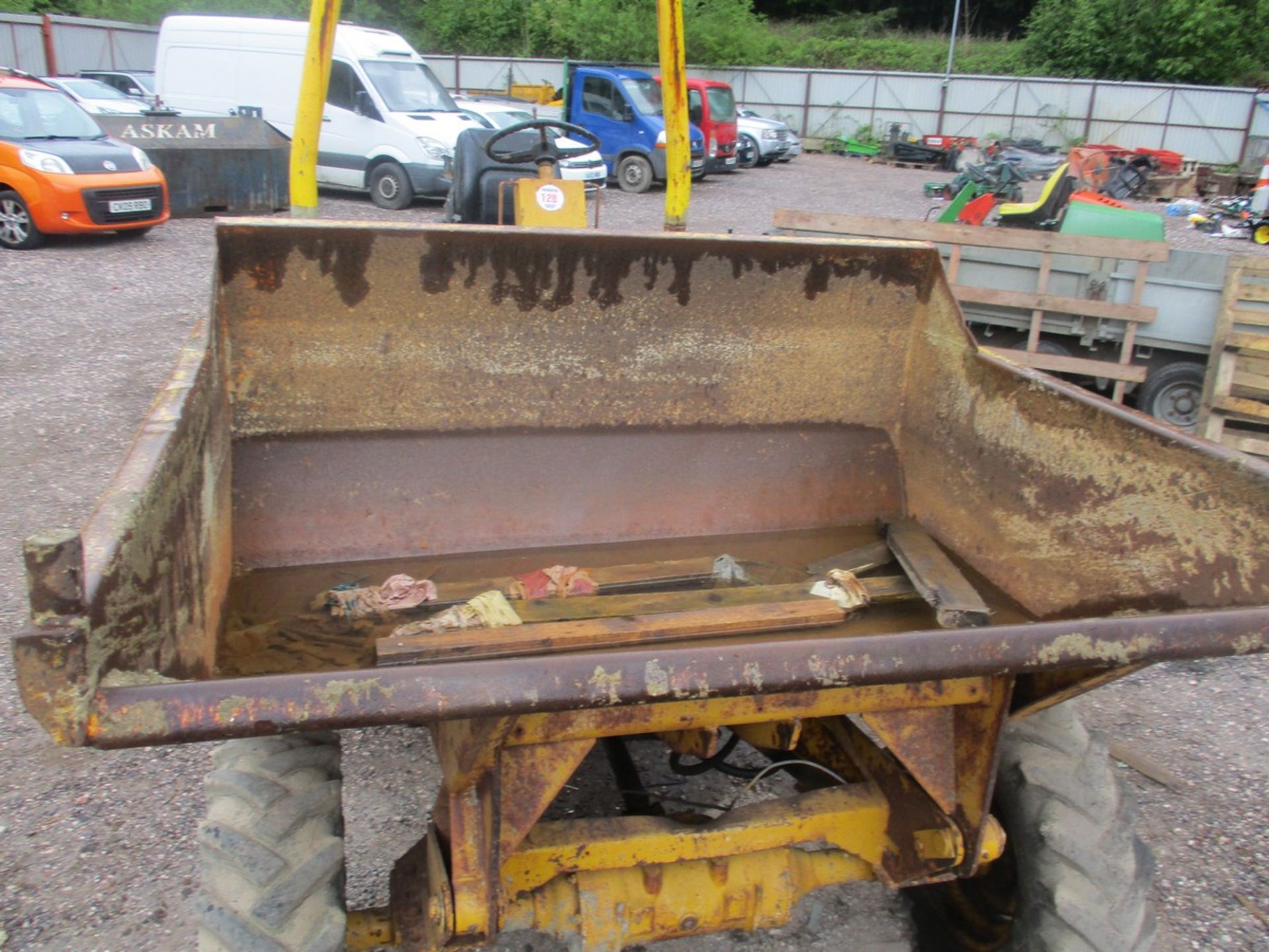 BENFORD 2 TON DUMPER - Image 4 of 5