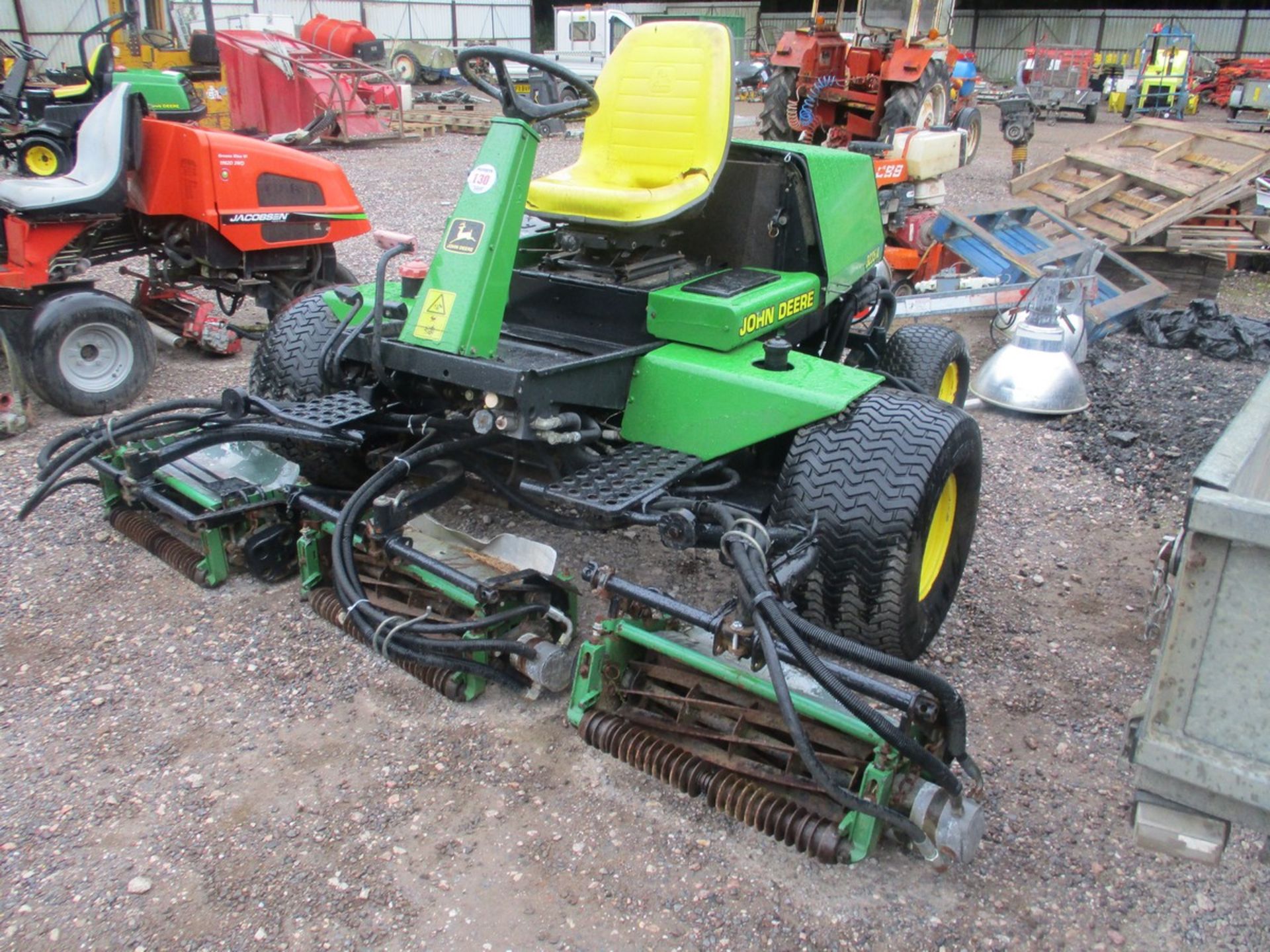 JOHN DEERE 3235A 5 GANG MOWER