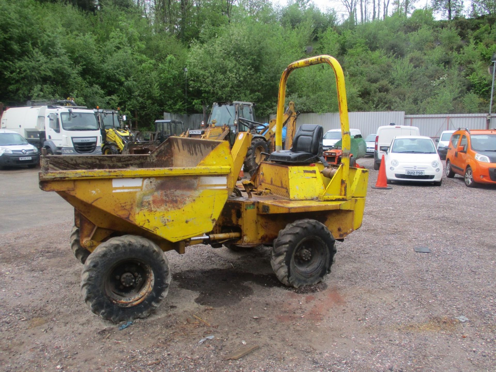 BENFORD 2 TON DUMPER - Image 2 of 5