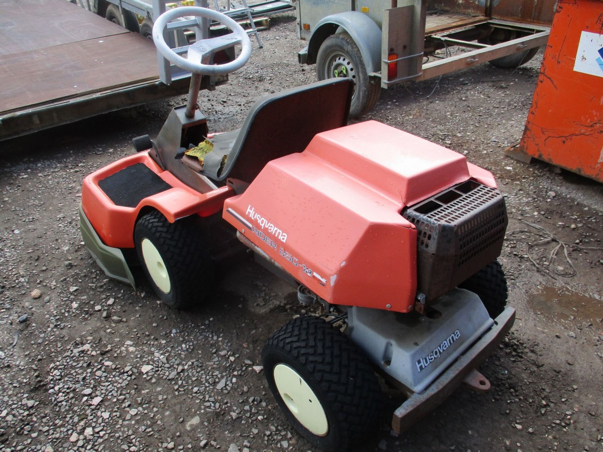 HUSQVARNA RIDER 850.12 OUTFRONT MOWER - Image 4 of 4