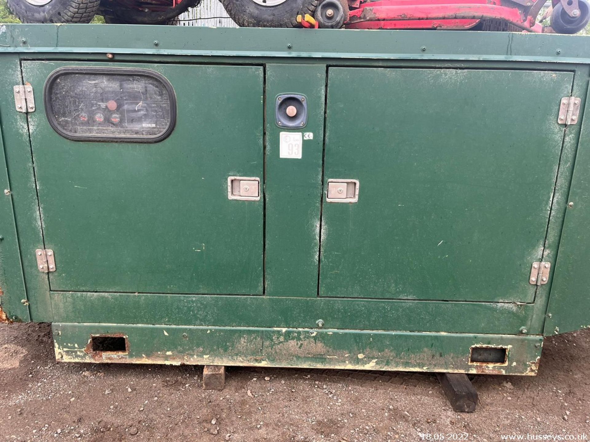 50 KVA DIESEL GENERATOR DEUTZ 4 CYLINDER TURBO ENGINE RUNS, SHOWS POWER ON PANEL