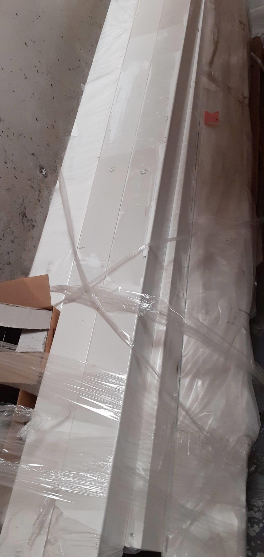 Trunking coated white steel 100mm x 100mm 3 metre length x 2 + 150mm x 150mm x 12 + hangers (Qnty: 1