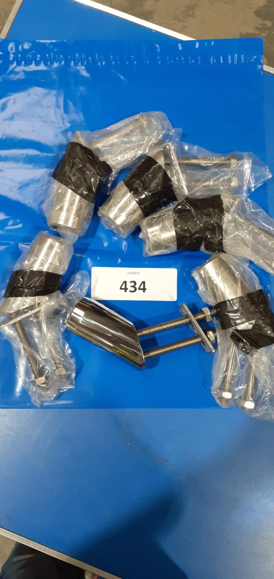 Stainless steel stanchion fittings with threaded bolt fixings (Qnty: 6)