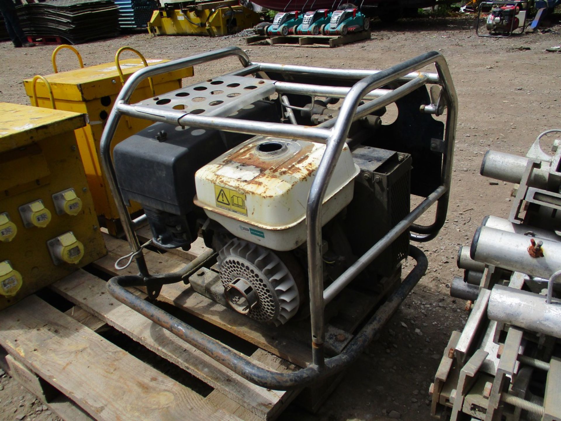 JCB HYD PACK SPARES - Image 2 of 2