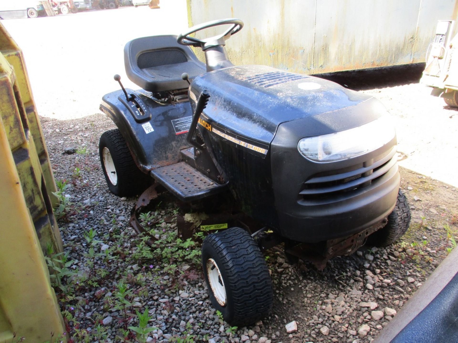 MCCULLOCH RIDE ON MOWER - Image 3 of 5