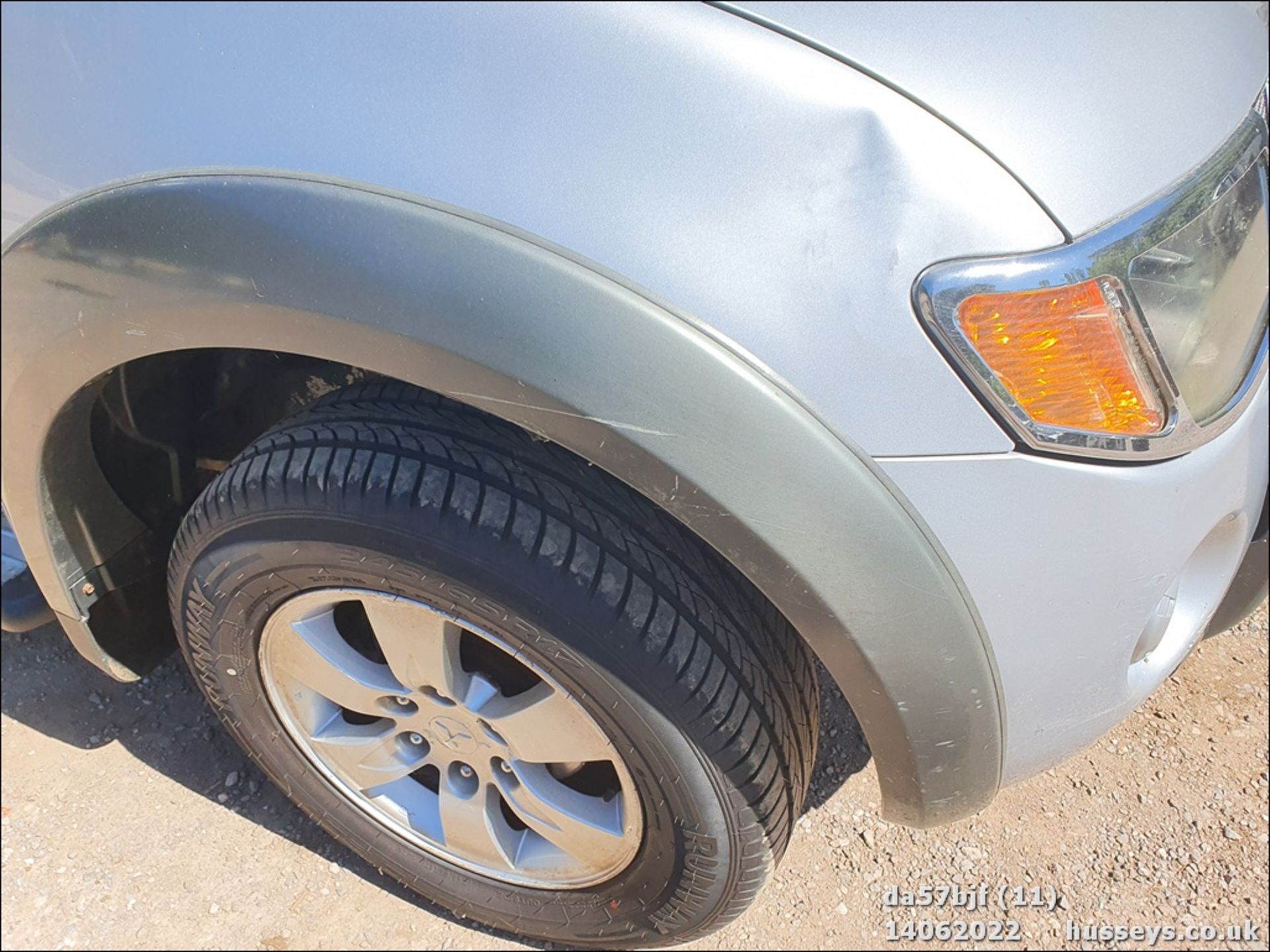 07/57 MITSUBISHI L200 ANIMAL DI-D D/C - 2477cc 4dr 4x4 (Silver, 96k) - Image 11 of 26