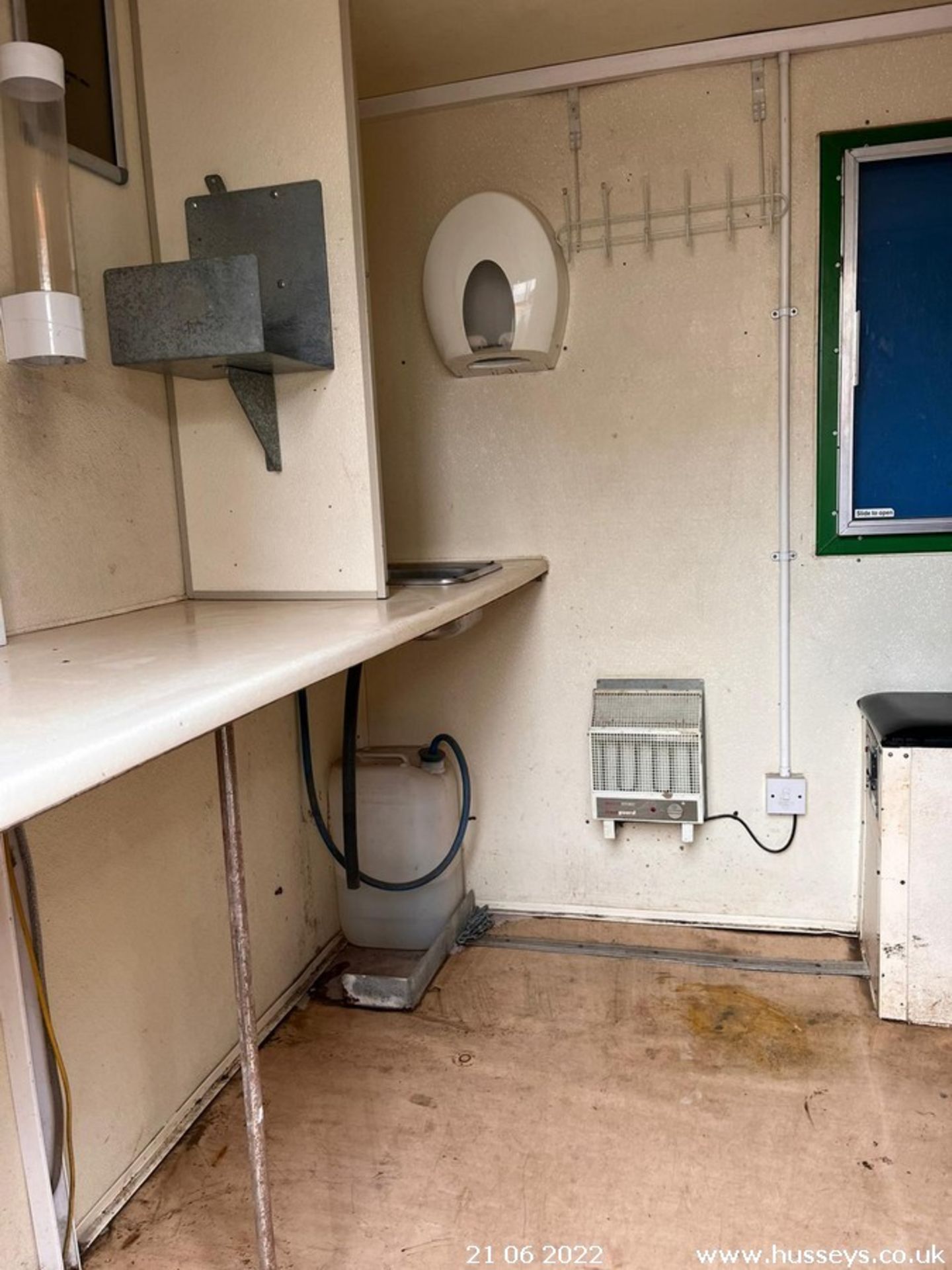 GP360 WELFARE UNIT C.W DSL GENERATOR (RMP), WC KITCHEN/REST ROOM, KEY - Image 6 of 8