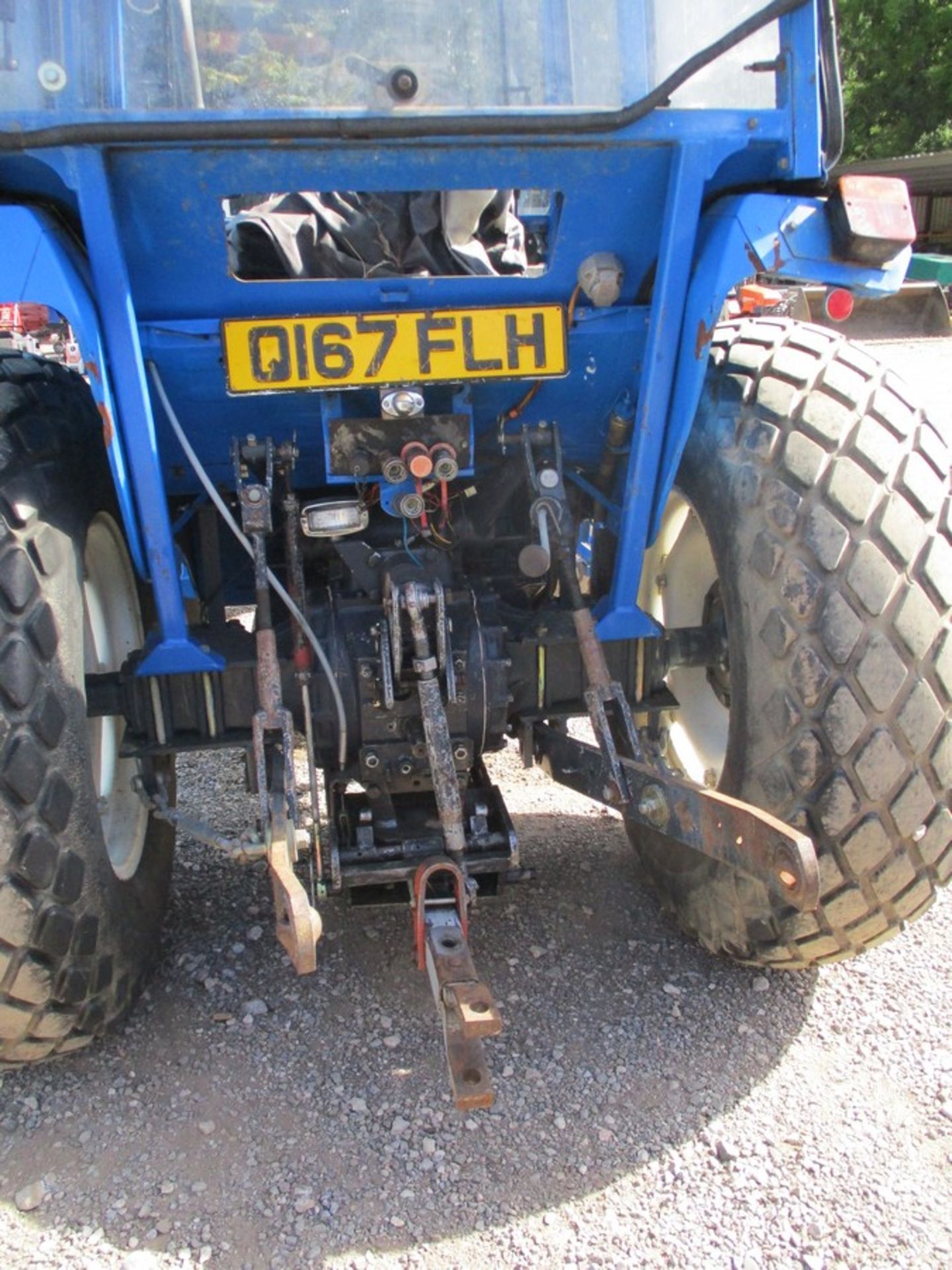 ISEKI 4451 TRACTOR C.W LOADER Q167 FLH SHOWING 1021HRS. SRDL - Image 3 of 9