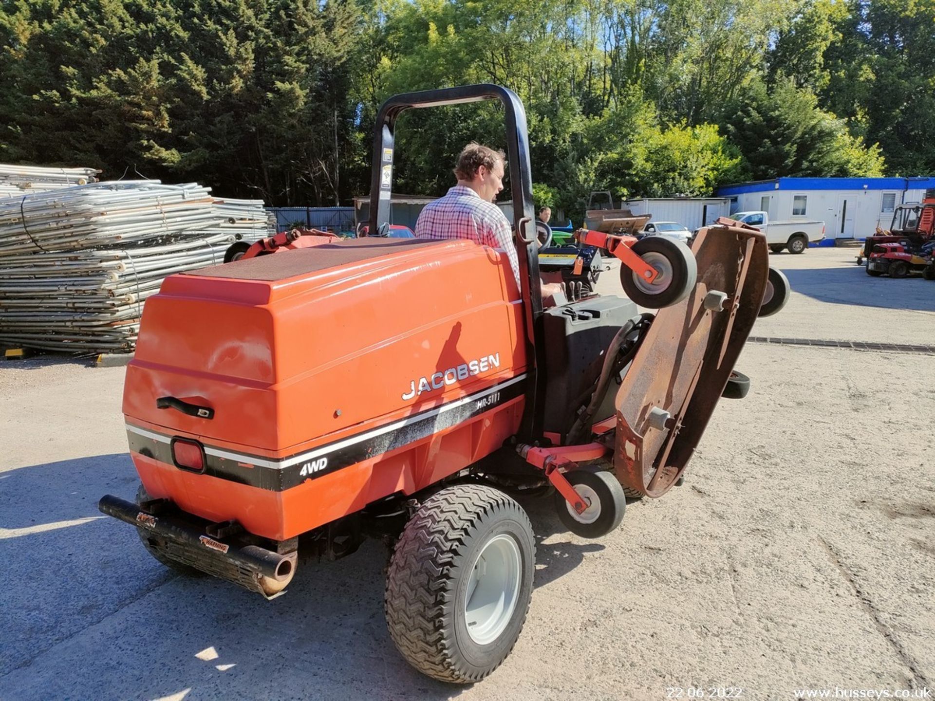 JACOBSEN HR511 4WD BATWING MOWER 4911HRS RDC - Image 4 of 7