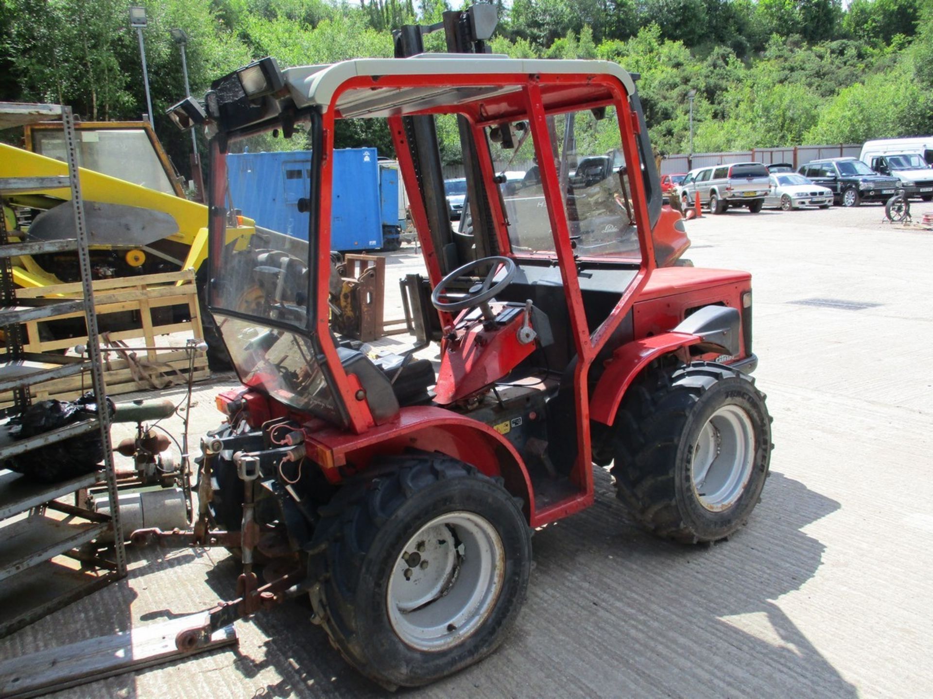 ANTONIO CARRARO REVERSE DRIVE COMPACT TRACTOR - Image 4 of 9