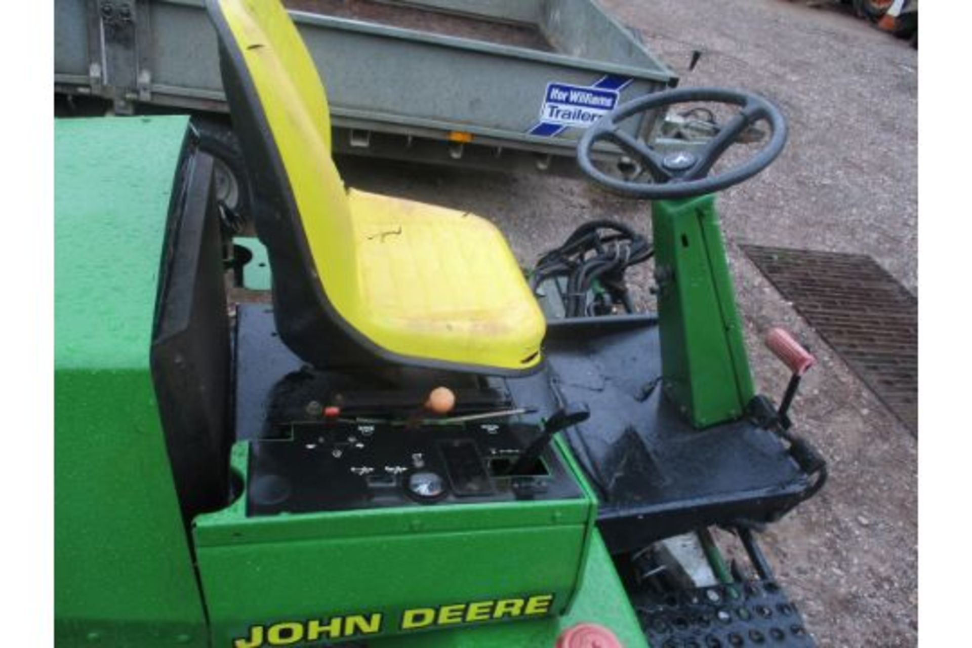 JOHN DEERE 5 GANG MOWER - Image 4 of 5