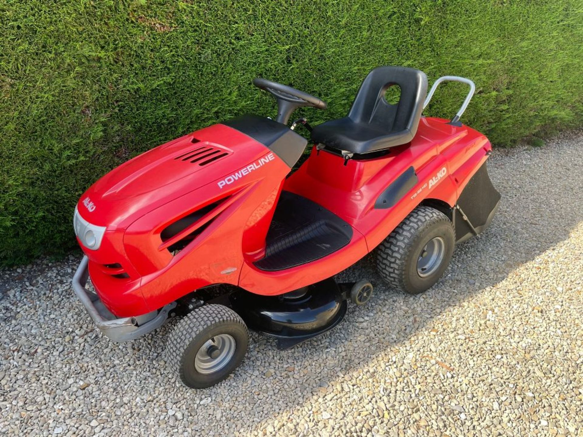 ALKO T15-92HD RIDE ON MOWER - Image 4 of 16