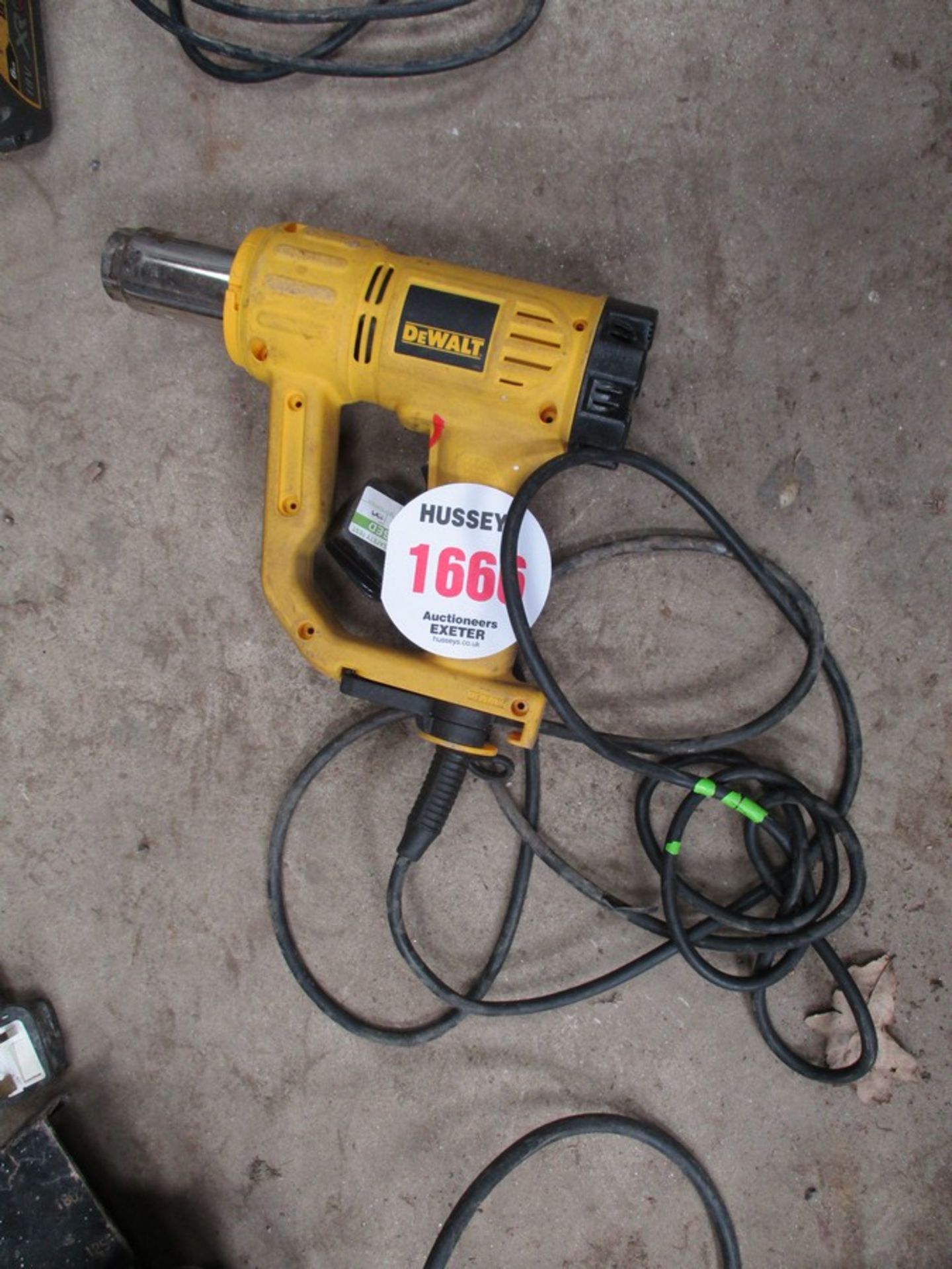 DEWALT HEAT GUN