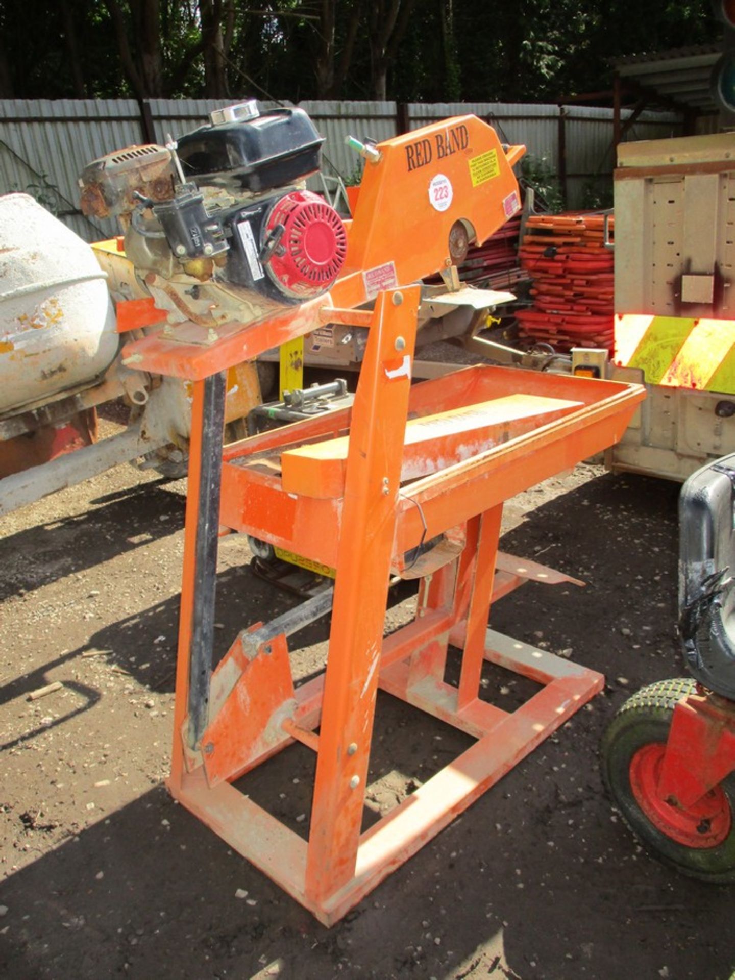 RED BAND BRICK SAW