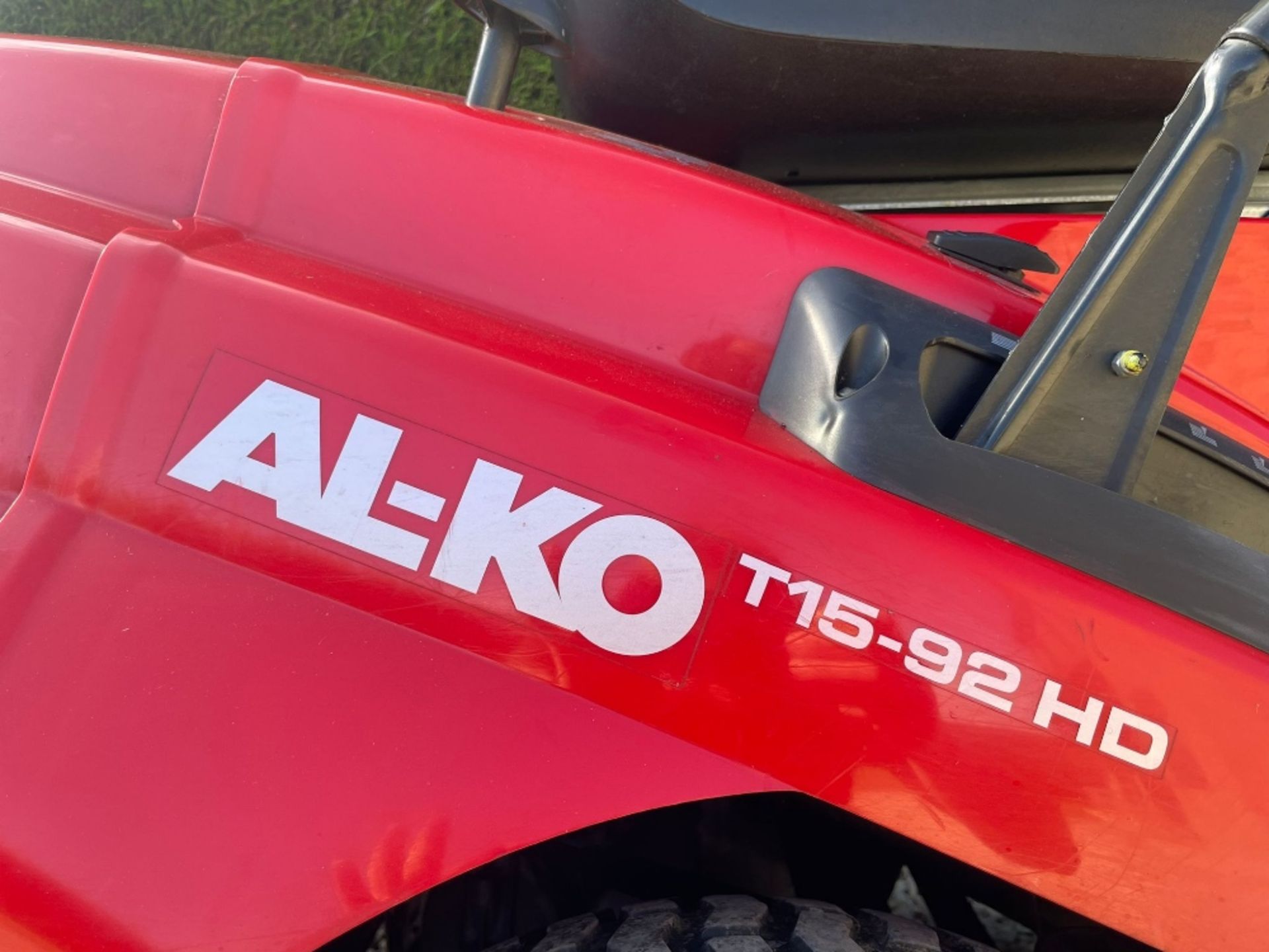 ALKO T15-92HD RIDE ON MOWER - Image 3 of 16