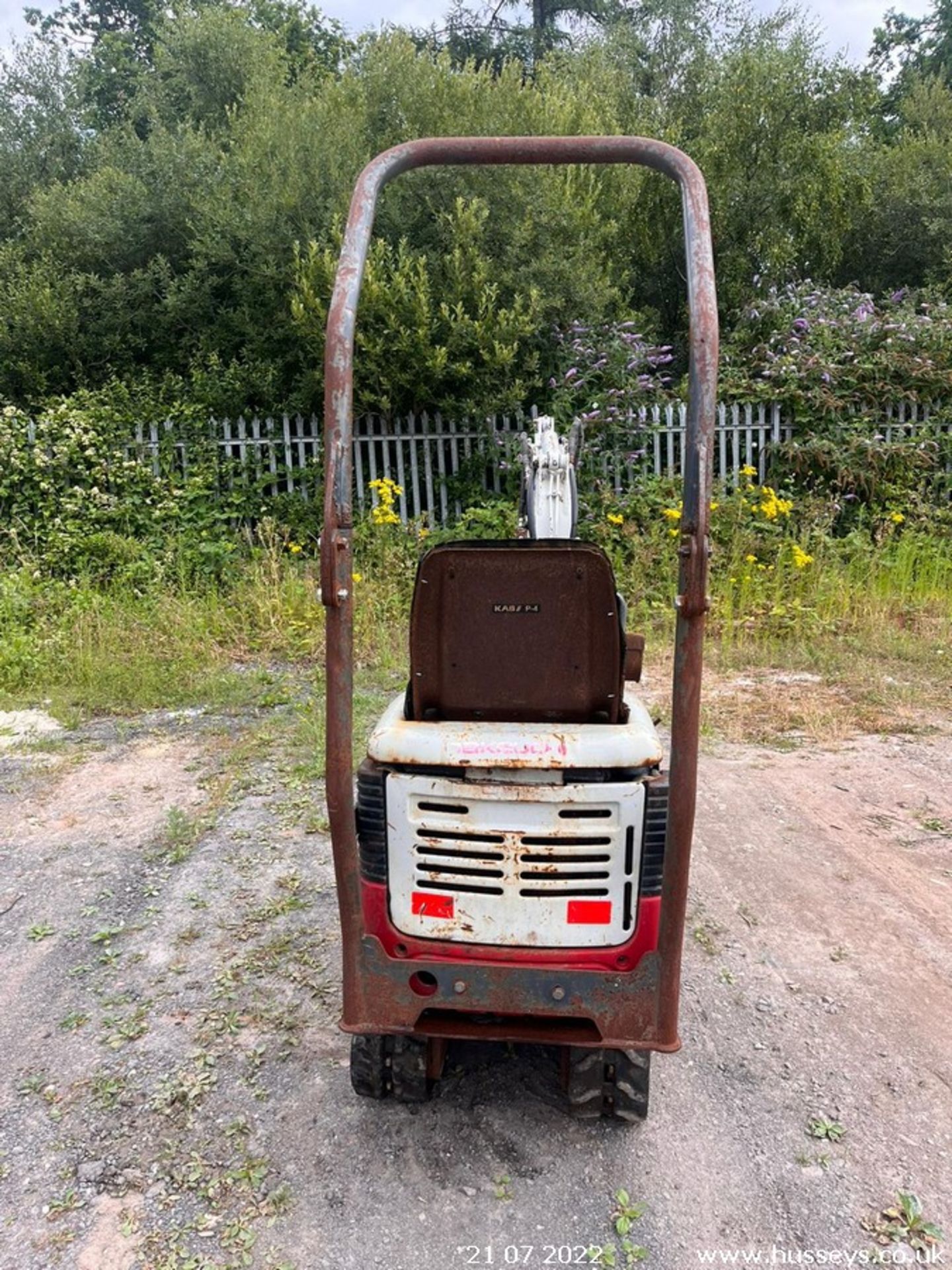 TAKEUCHI TB108 MICRO DIGGER C.W 2 BUCKETS EXPANDING TRACKS RTD - Image 2 of 8