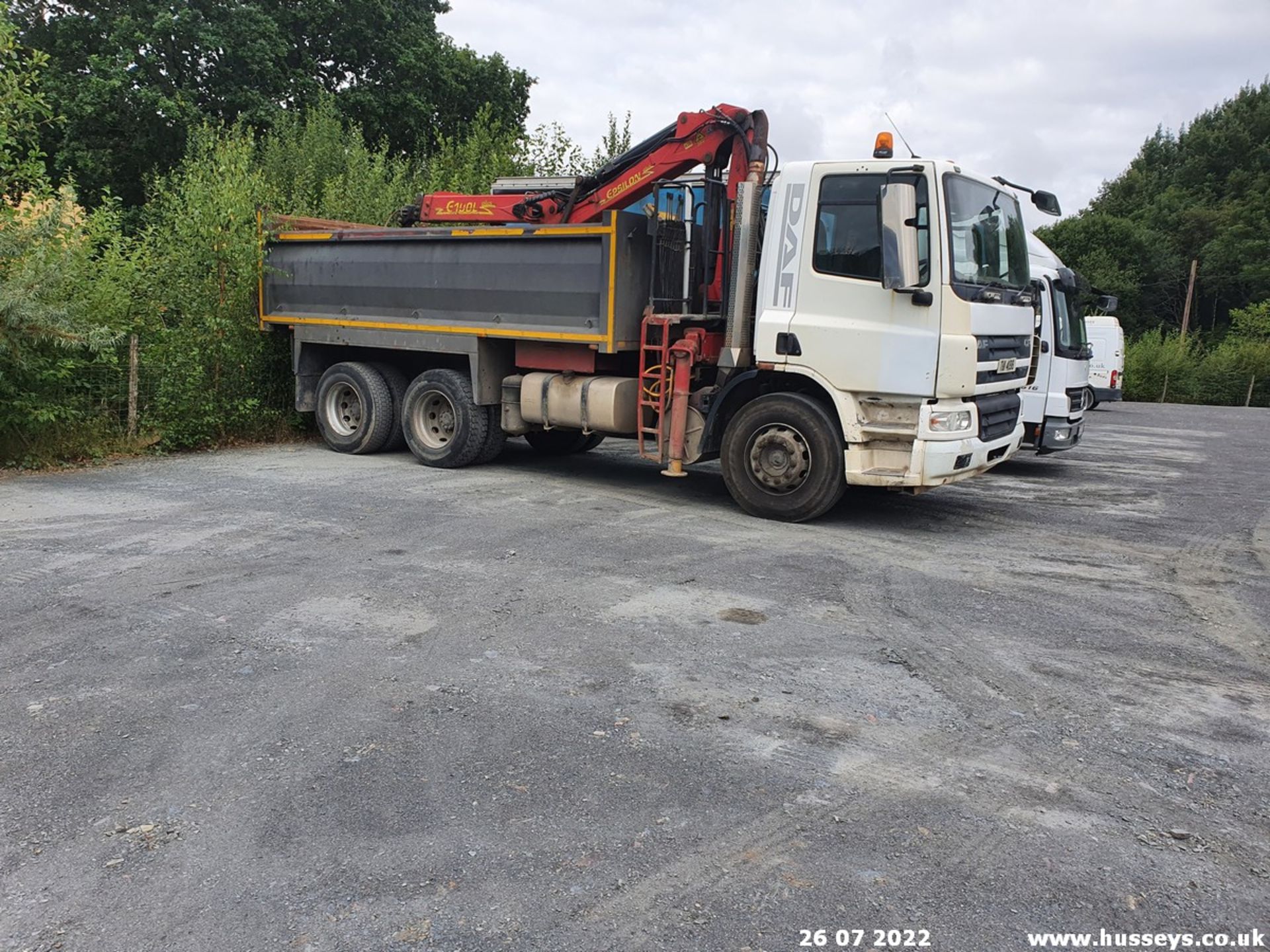 2007 DAF TRUCKS FATCF75.310 - GRAB TIPPER 9200cc 2dr (White/blue, 530k) - Image 12 of 23