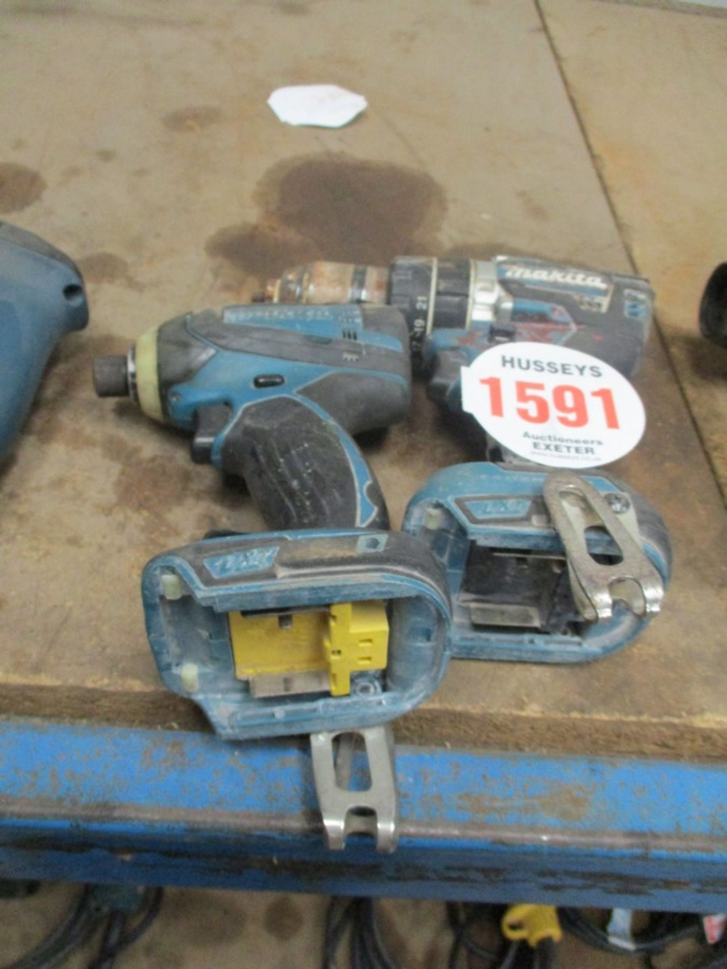 CORDLESS MAKITA DRILL & IMPACT GUN