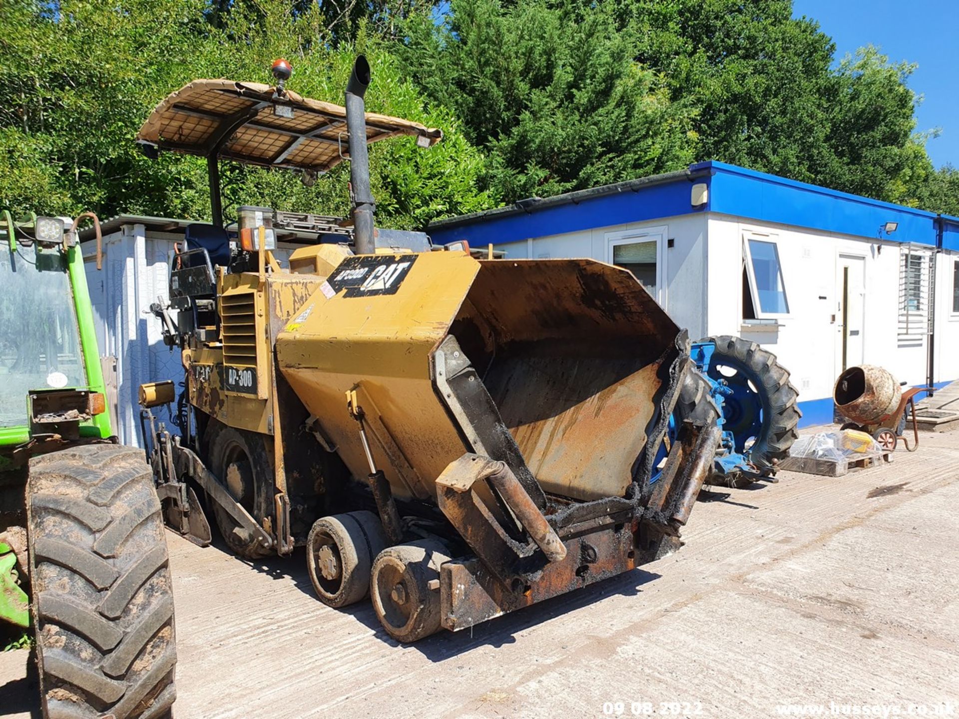 CAT AP300 PAVER WK14FXP, 01/03/14, ONE OWNER. V5 IN OFFICE. SERVICE PRINT OUT - Image 2 of 28