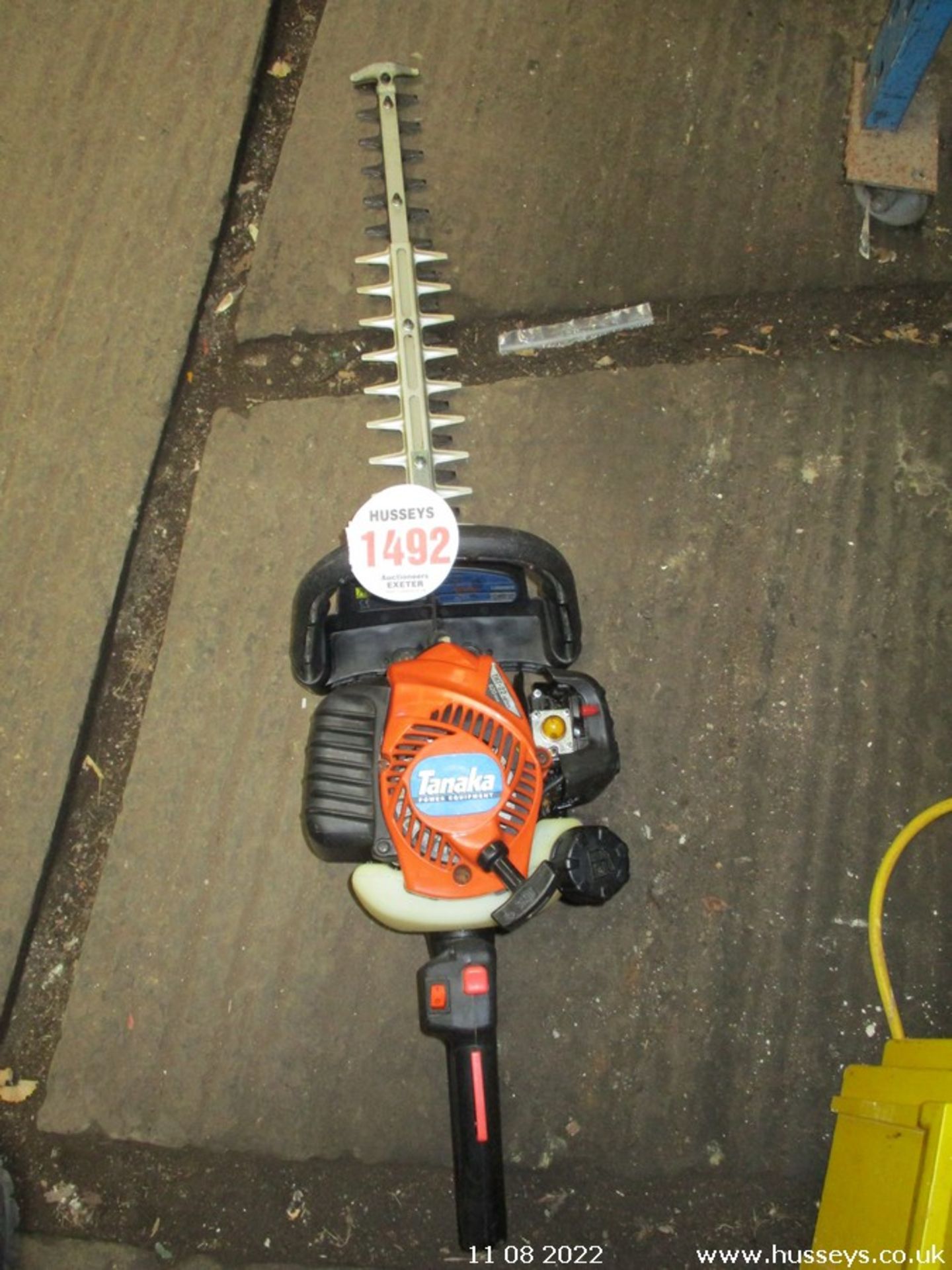 TENAKA HEDGE TRIMMER