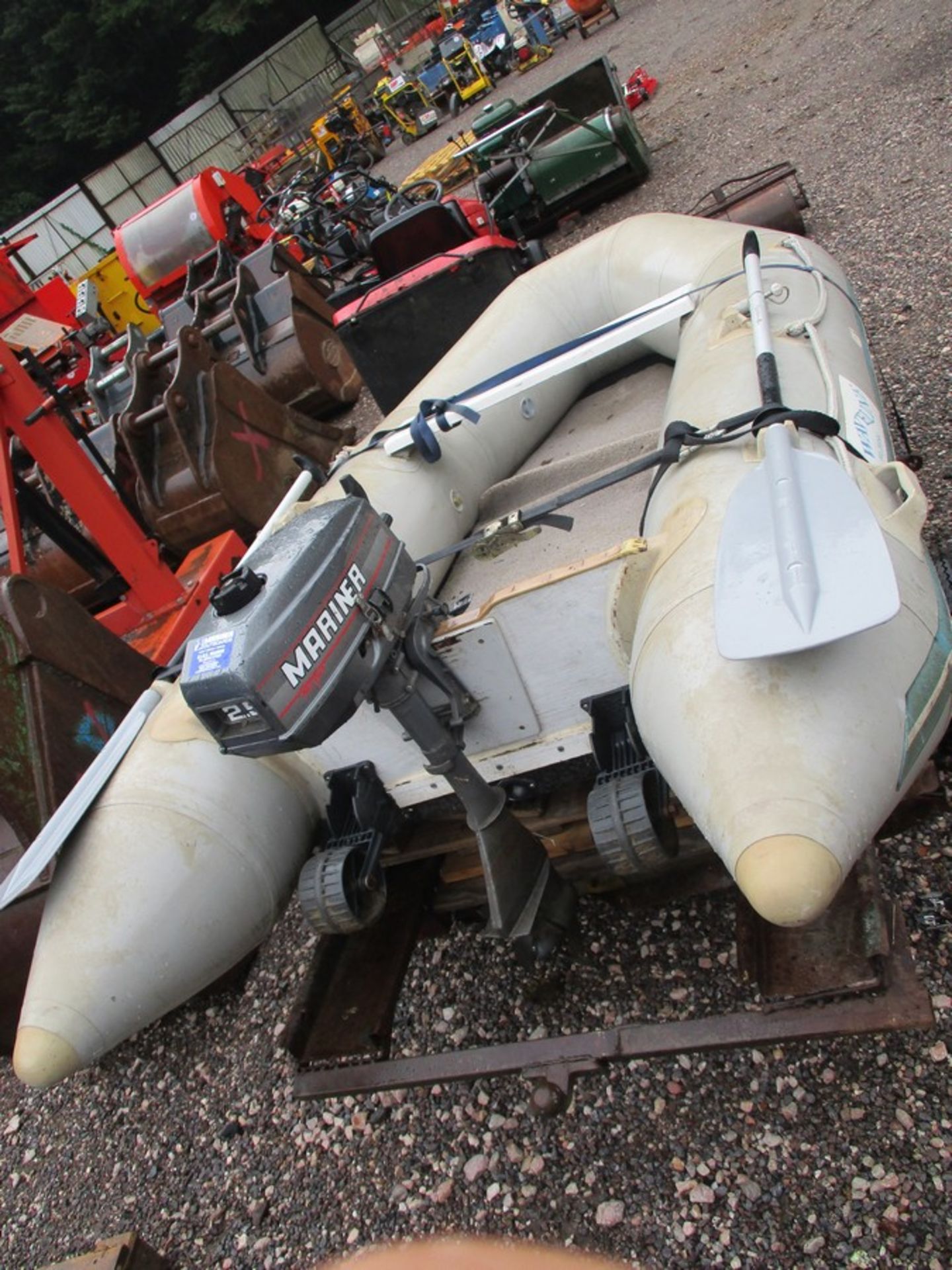 WAVELINE 3MTR RIB C.W 2.5HP ENGINE, TRAILER & OARS - Image 2 of 3