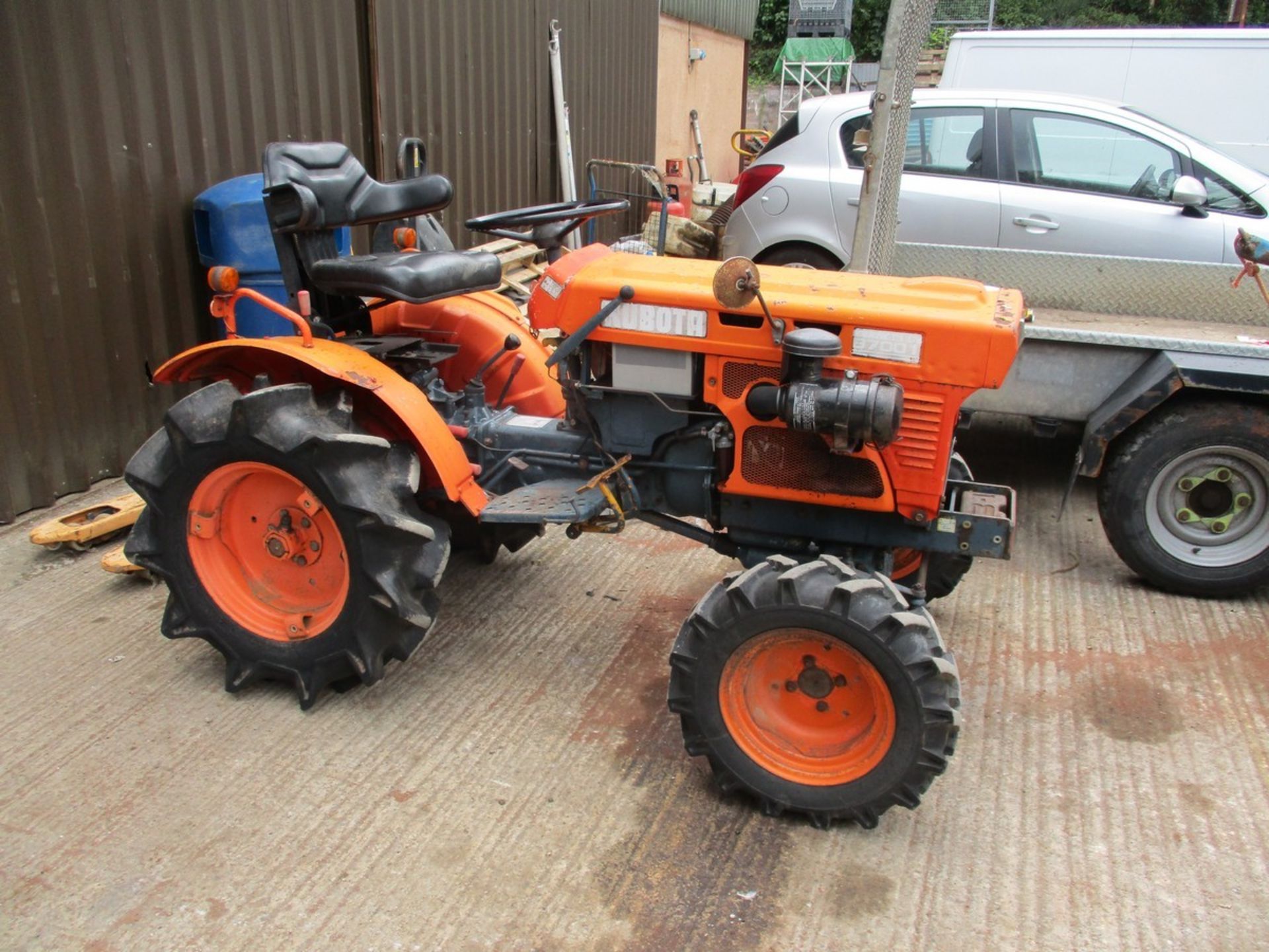 KUBOTA B7001 COMPACT TRACTOR SRD DRIVEN IN