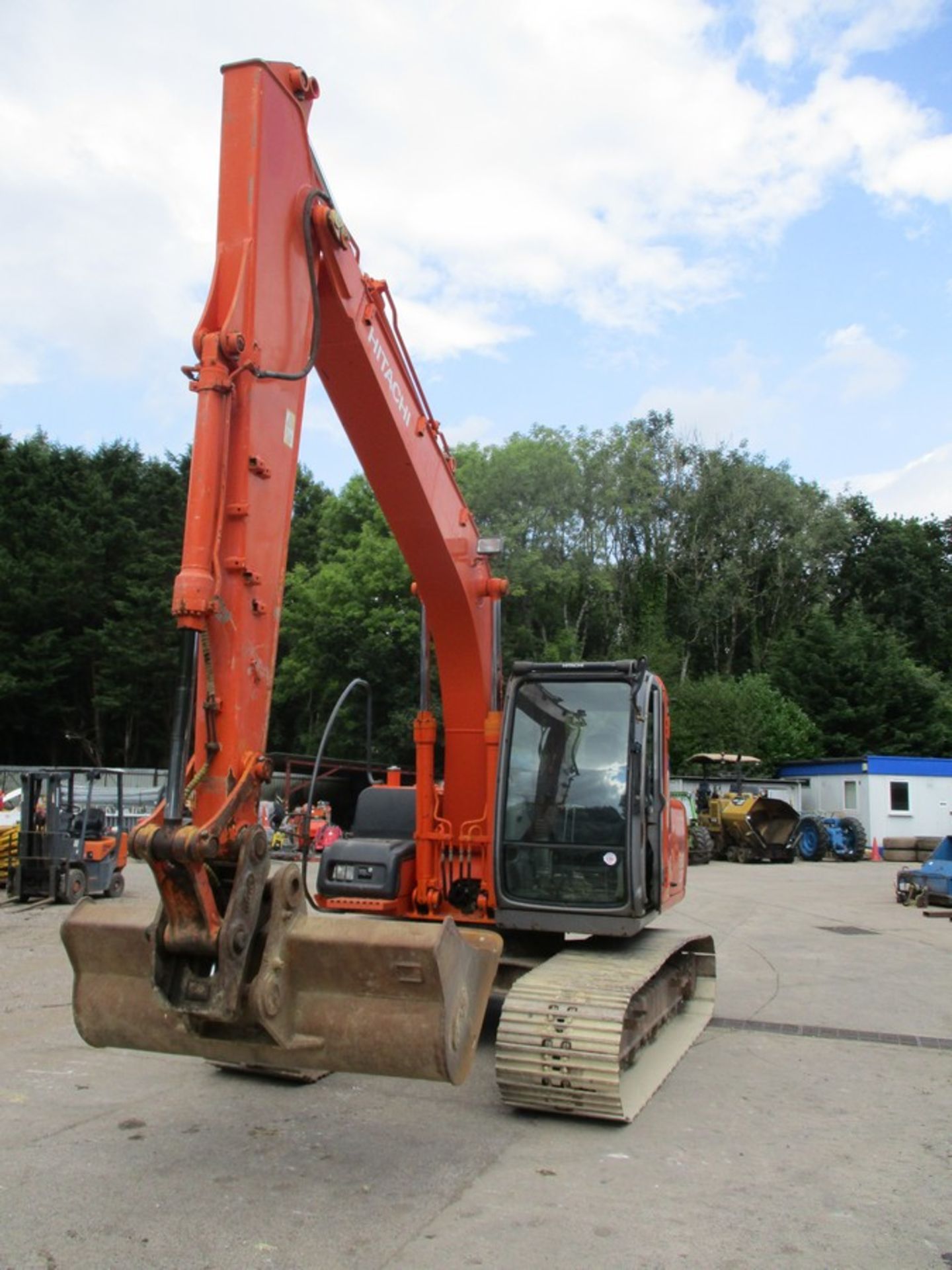 HITACHI ZAXIS 130 LCN EXCAVATOR 2007 C.W GRADING BUCKET 12507HRS RTD - Image 5 of 10