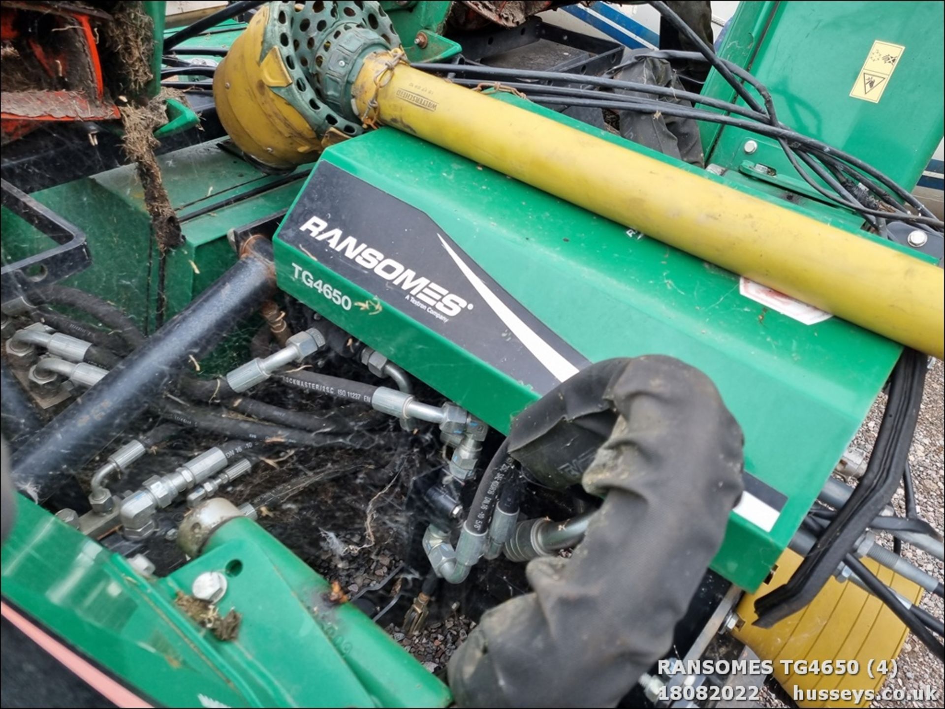 RANSOMES MAGNA 250 TRAILED GANG MOWER - Image 7 of 19