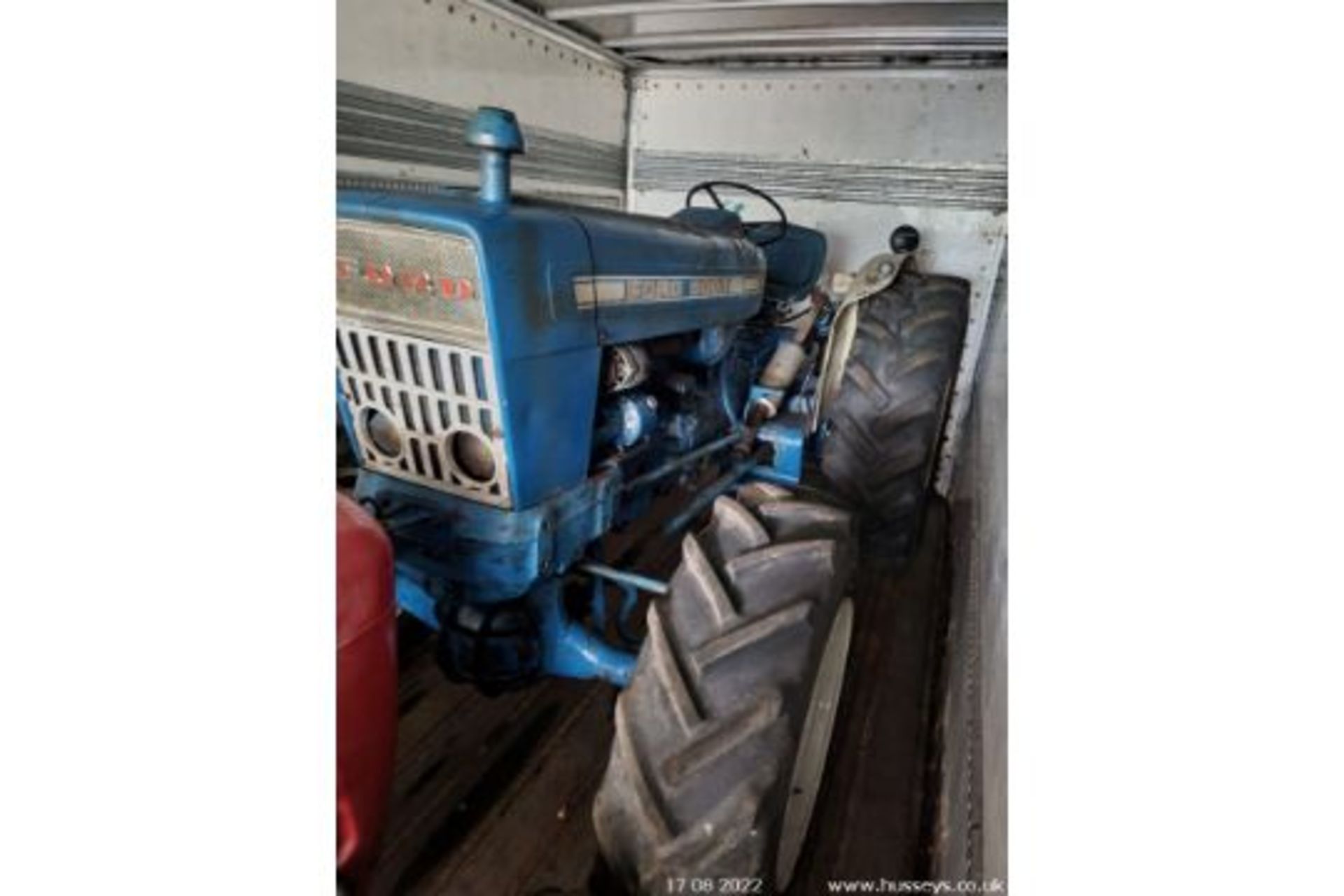 FORD 5000 4WD TRACTOR SRD - Image 2 of 3