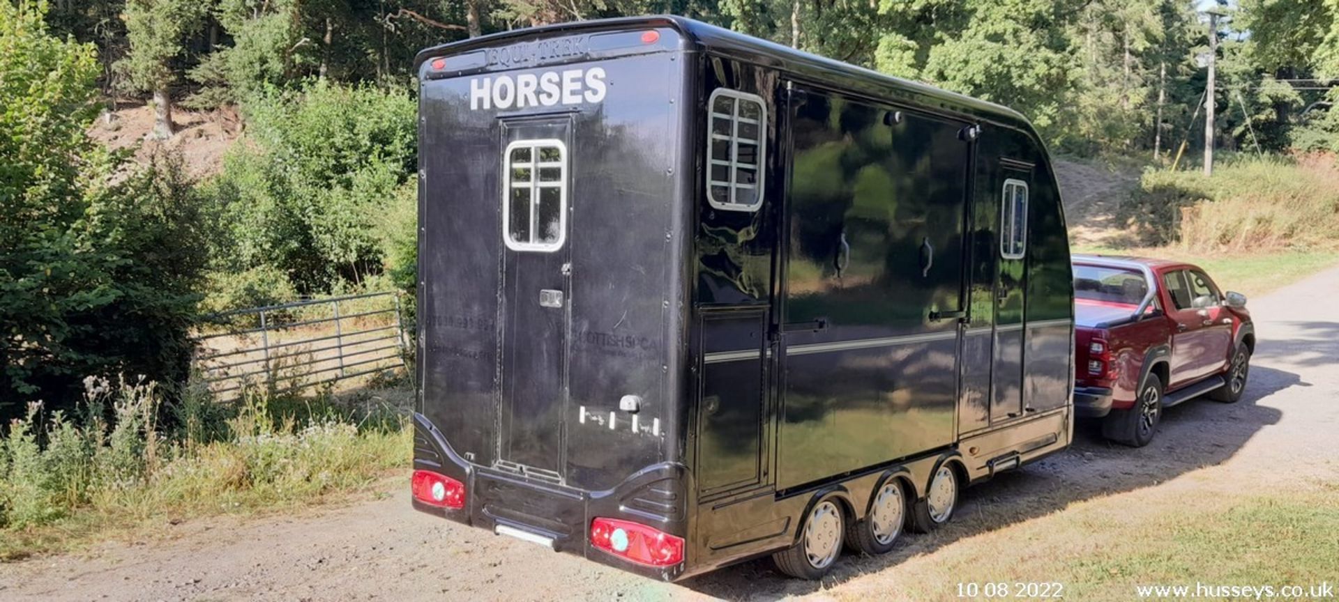 EQUI TREK STAR TREKA HORSE TRAILER 2008 C.W LEISURE BATTERY & MAINS HOOK UP, SEAT/BUNKBEDS, - Image 6 of 10