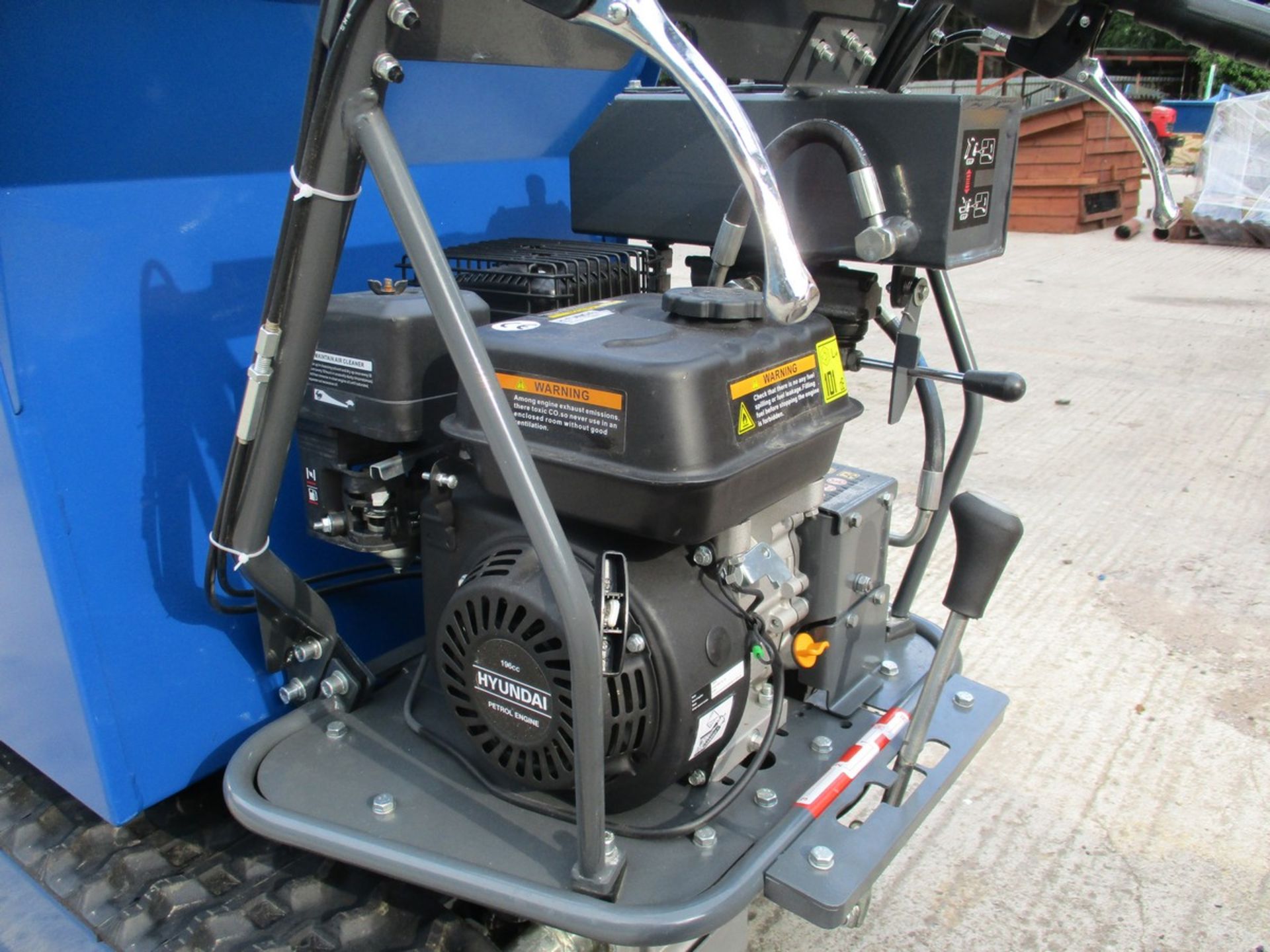 HYUNDAI 500KG TRACK BARROW HYDRAULIC TIP - Image 5 of 6