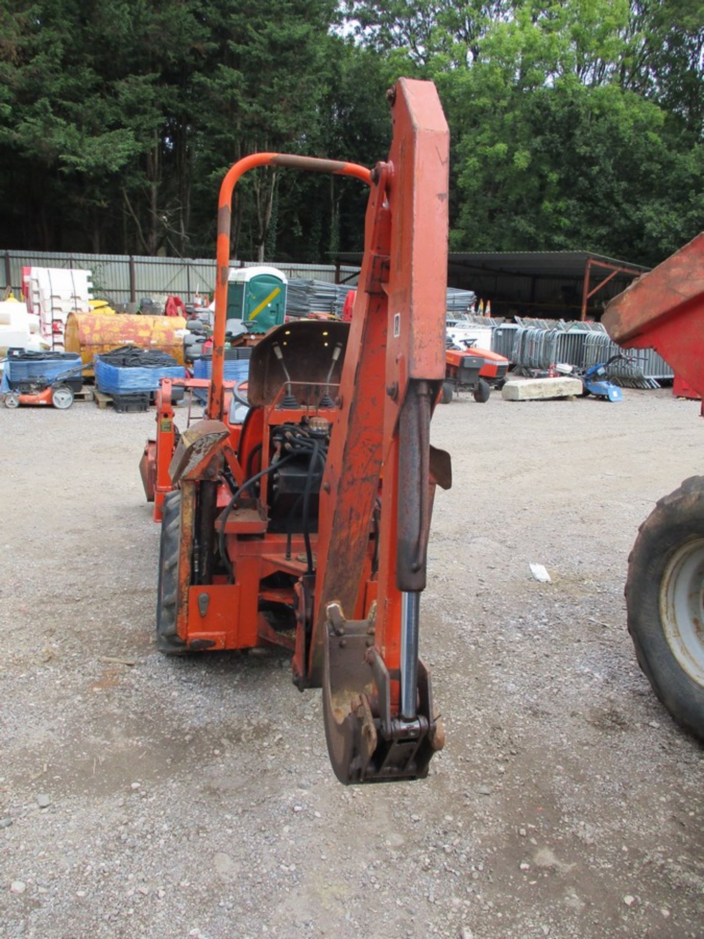 KUBOTA B1550 COMPACT TRACTOR C.W LOADER & BACK ACTOR - Image 4 of 7