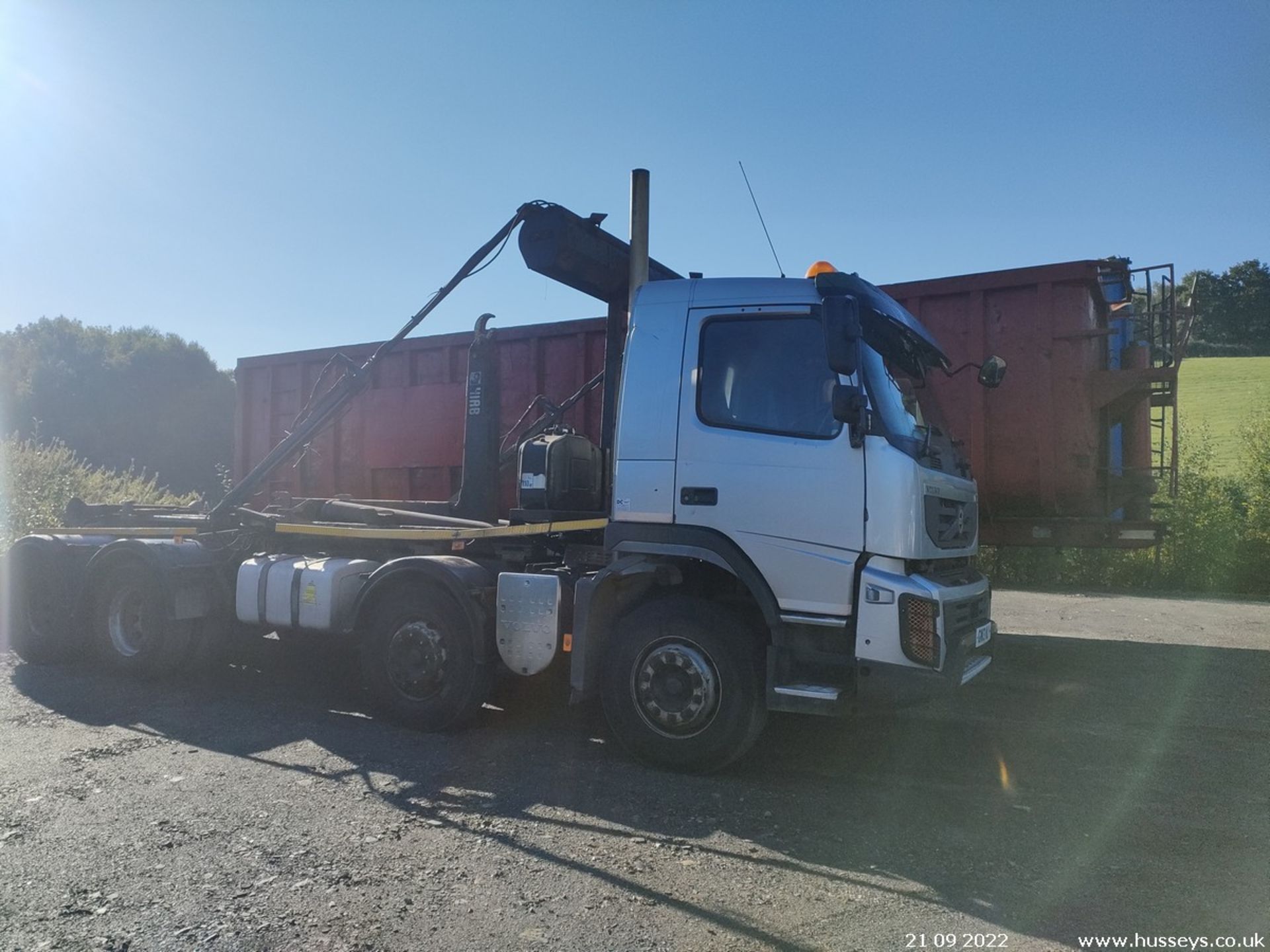 13/13 VOLVO FM - 12777cc 2dr Lorry (White)