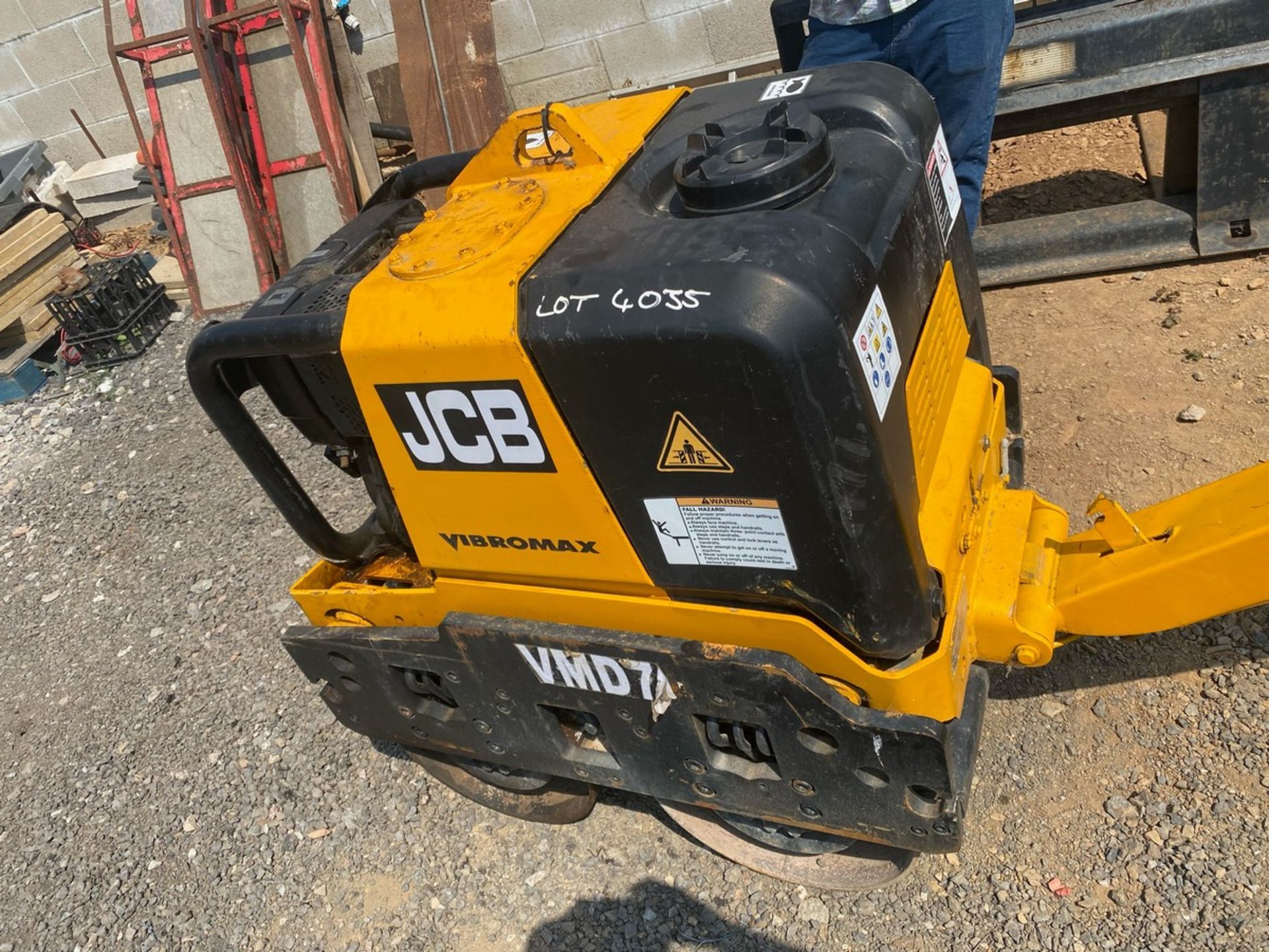 JCB VIBROMAX ROLLER HATZ ENGINE