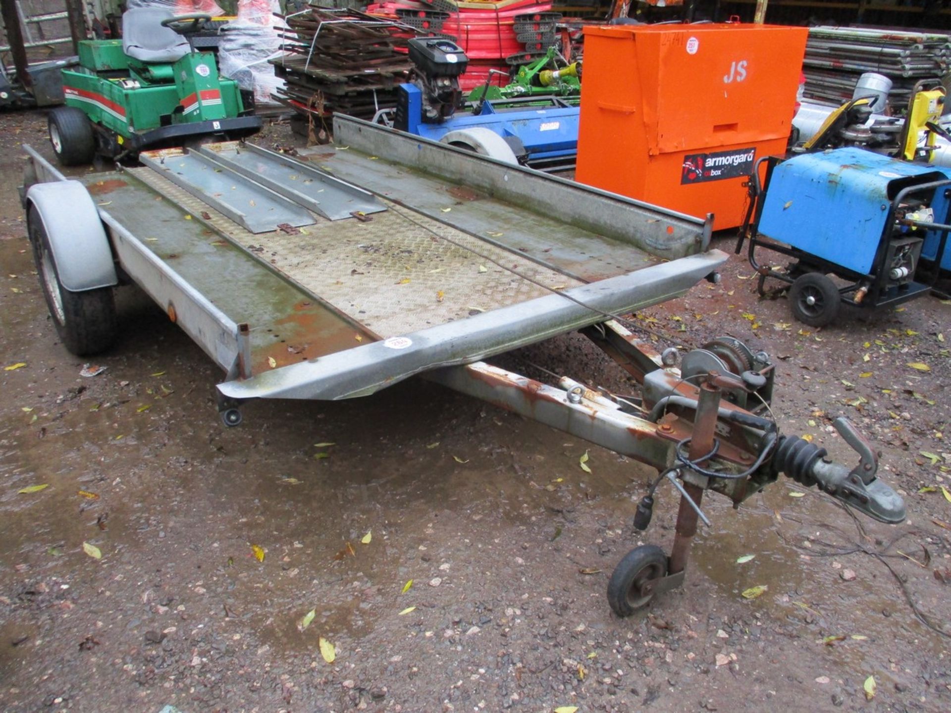 SINGLE AXLE TRANSPORTER TRAILER C.W WINCH AND RAMPS