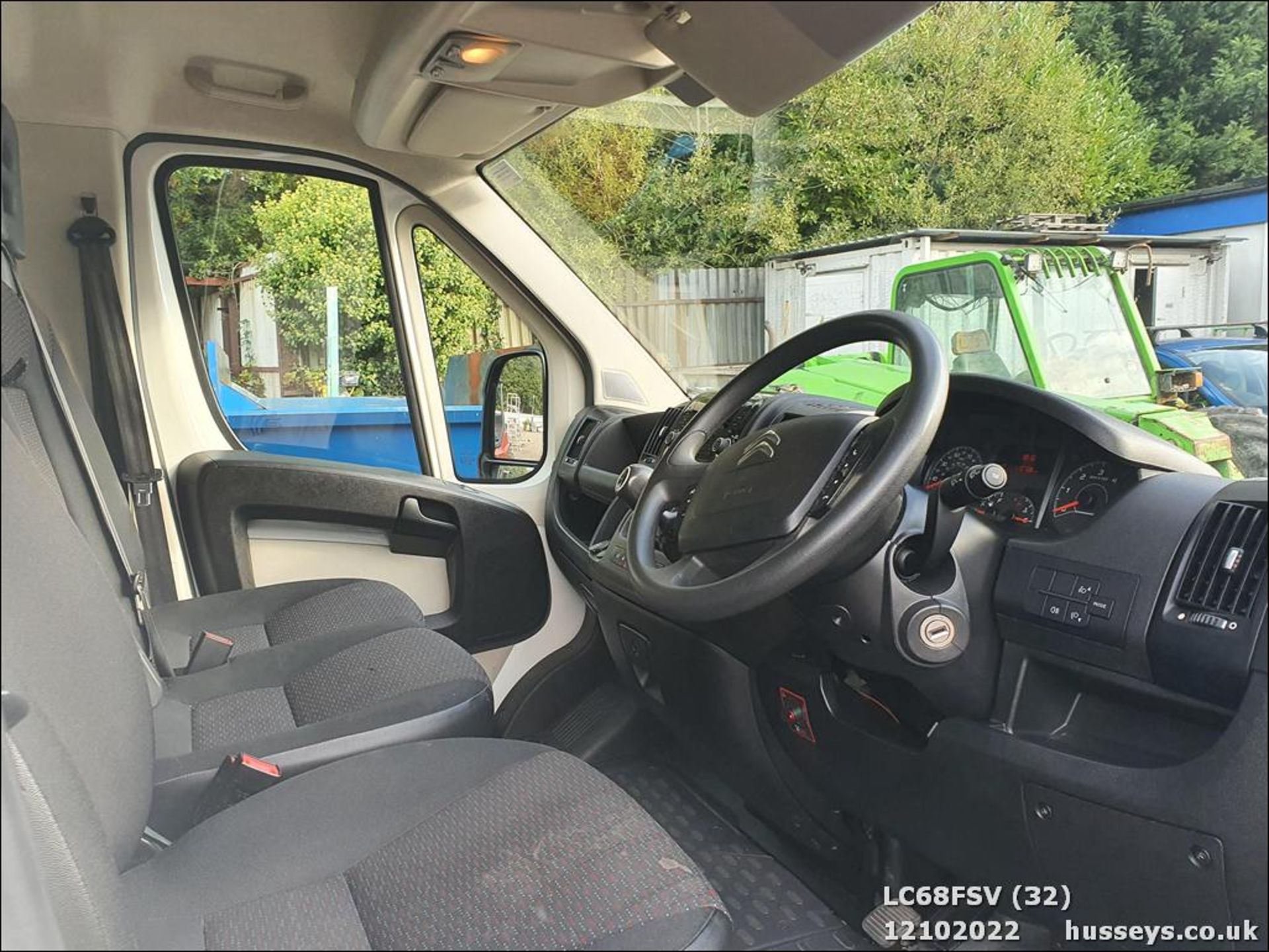 18/68 CITROEN RELAY 35 HEAVY L4 BLUEHDI - 1997cc 3dr Luton (White, 110k) - Image 32 of 36