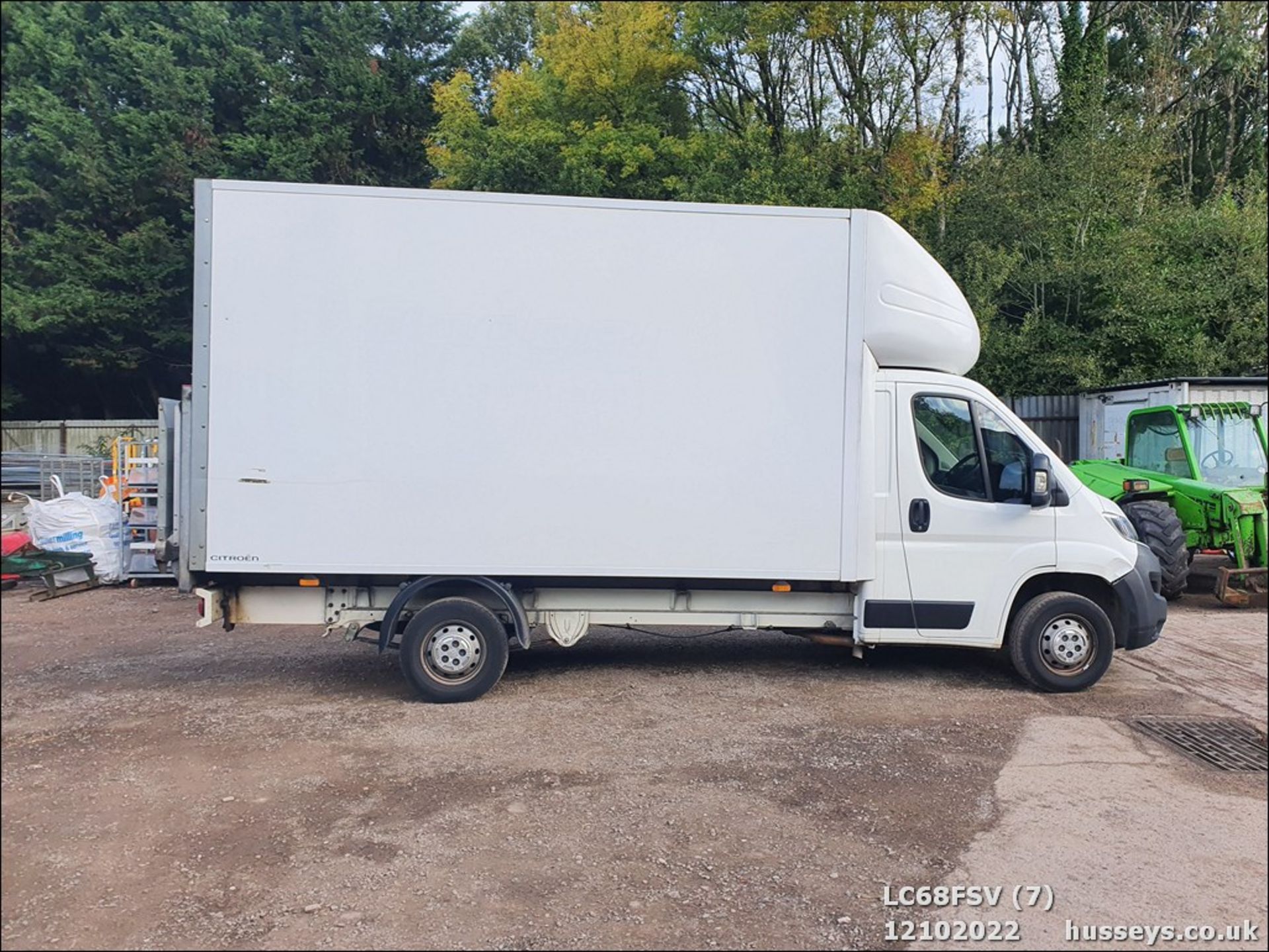 18/68 CITROEN RELAY 35 HEAVY L4 BLUEHDI - 1997cc 3dr Luton (White, 110k) - Image 7 of 36