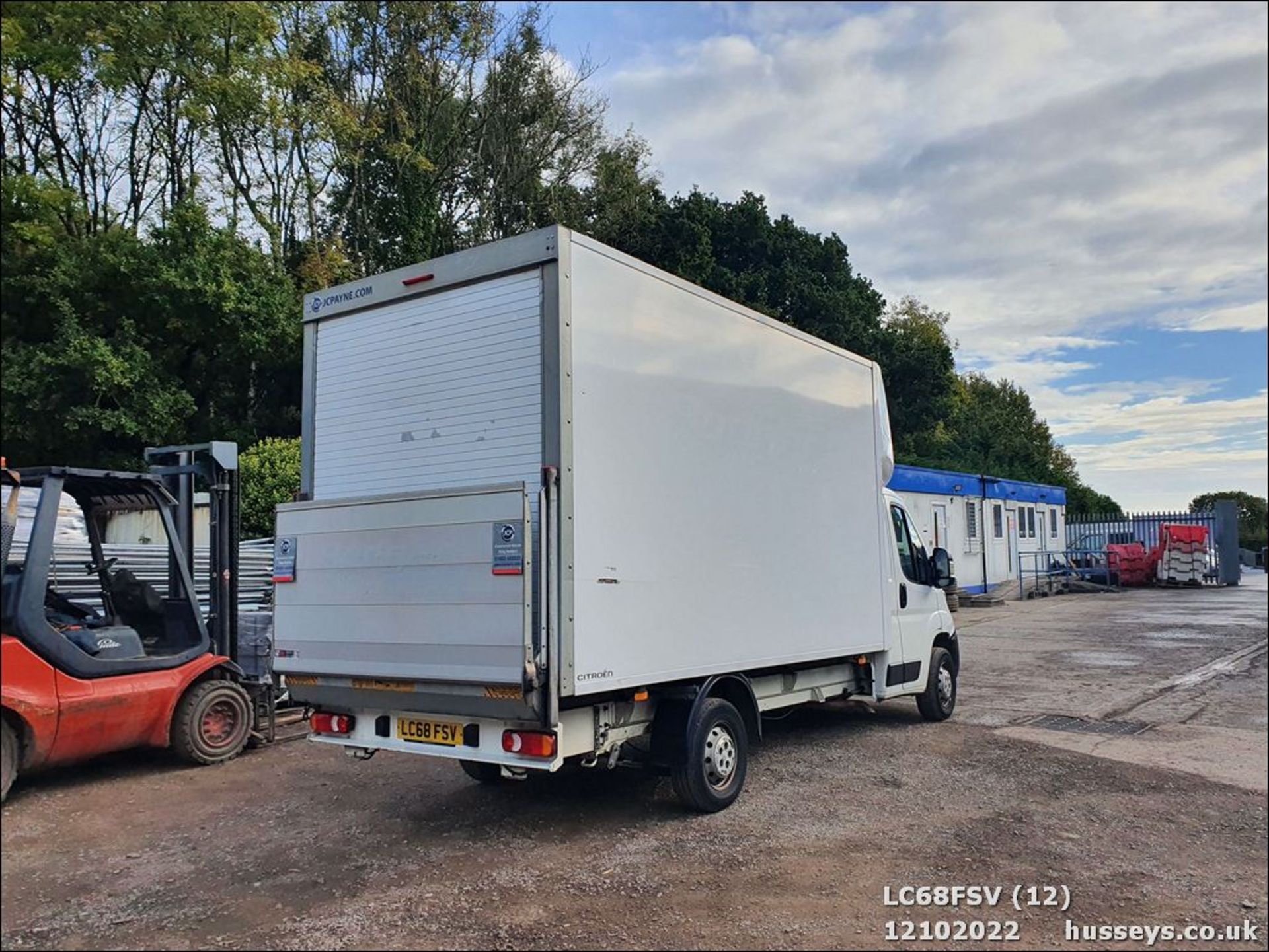 18/68 CITROEN RELAY 35 HEAVY L4 BLUEHDI - 1997cc 3dr Luton (White, 110k) - Image 12 of 36