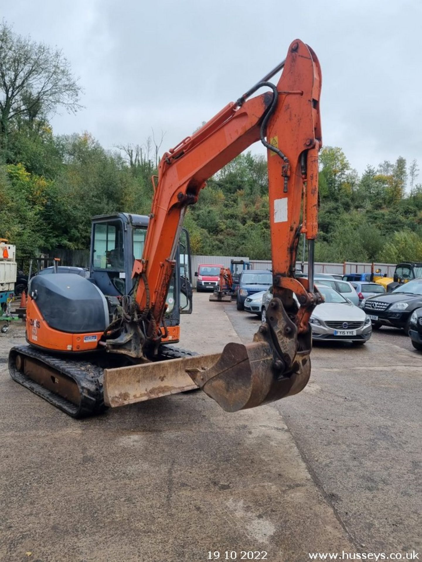 HITACHI ZAXIS 60 USB C.W PALLET FORKS & 4 BUCKETS 2009 7269HRS RDD - Image 2 of 10