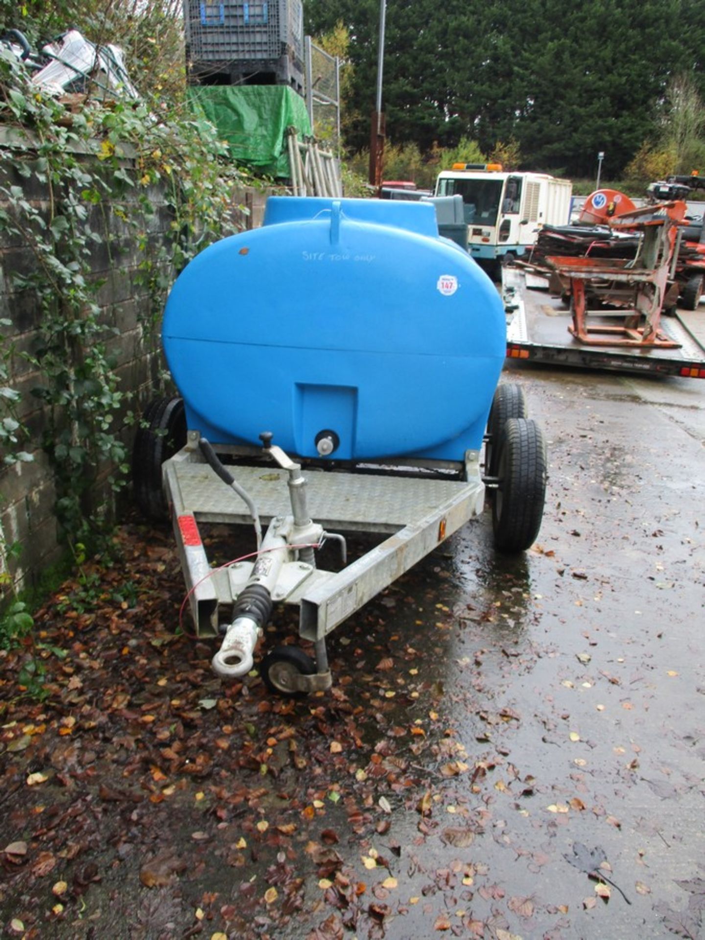 TWIN AXLE 2000 LITRE WATER BOWSER 3322603 3198715 - Image 2 of 3