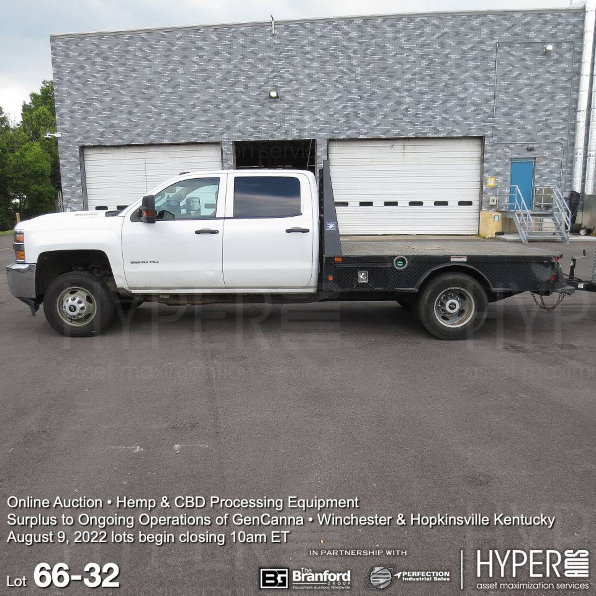 2019 Chevrolet Silverado 3500 Duramax 4x4; Gooseneck flatbed - Image 32 of 35