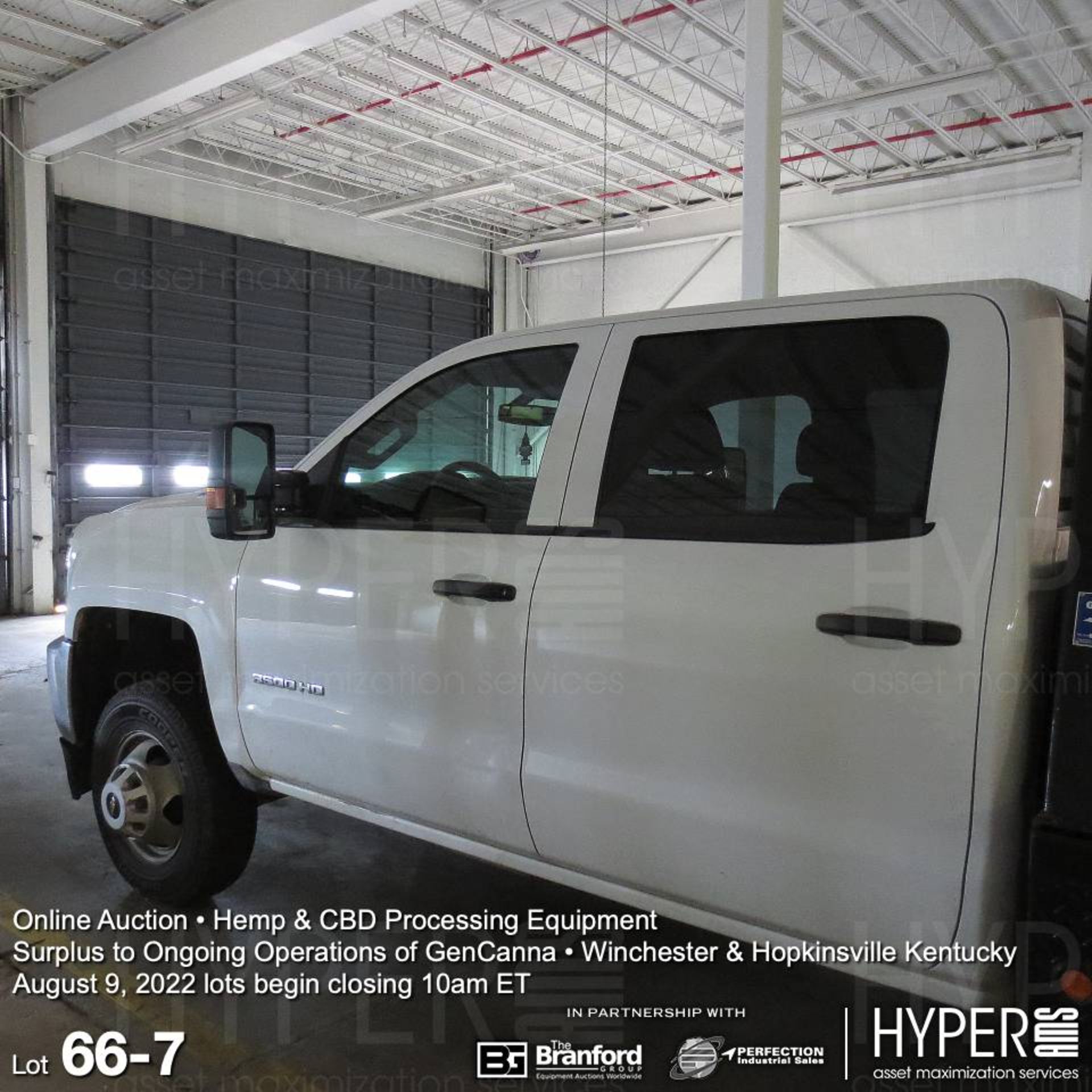 2019 Chevrolet Silverado 3500 Duramax 4x4; Gooseneck flatbed - Image 7 of 35