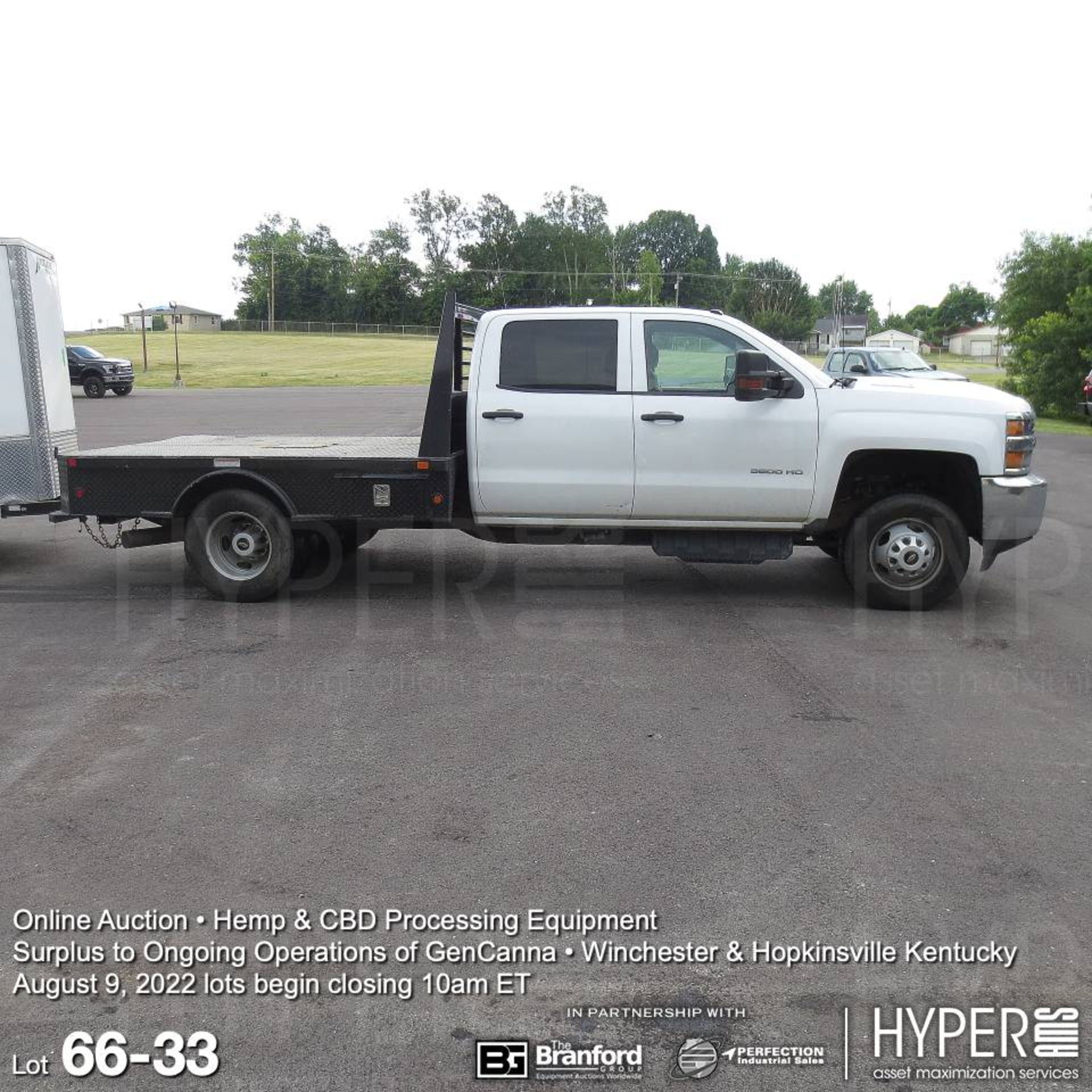 2019 Chevrolet Silverado 3500 Duramax 4x4; Gooseneck flatbed - Image 33 of 35