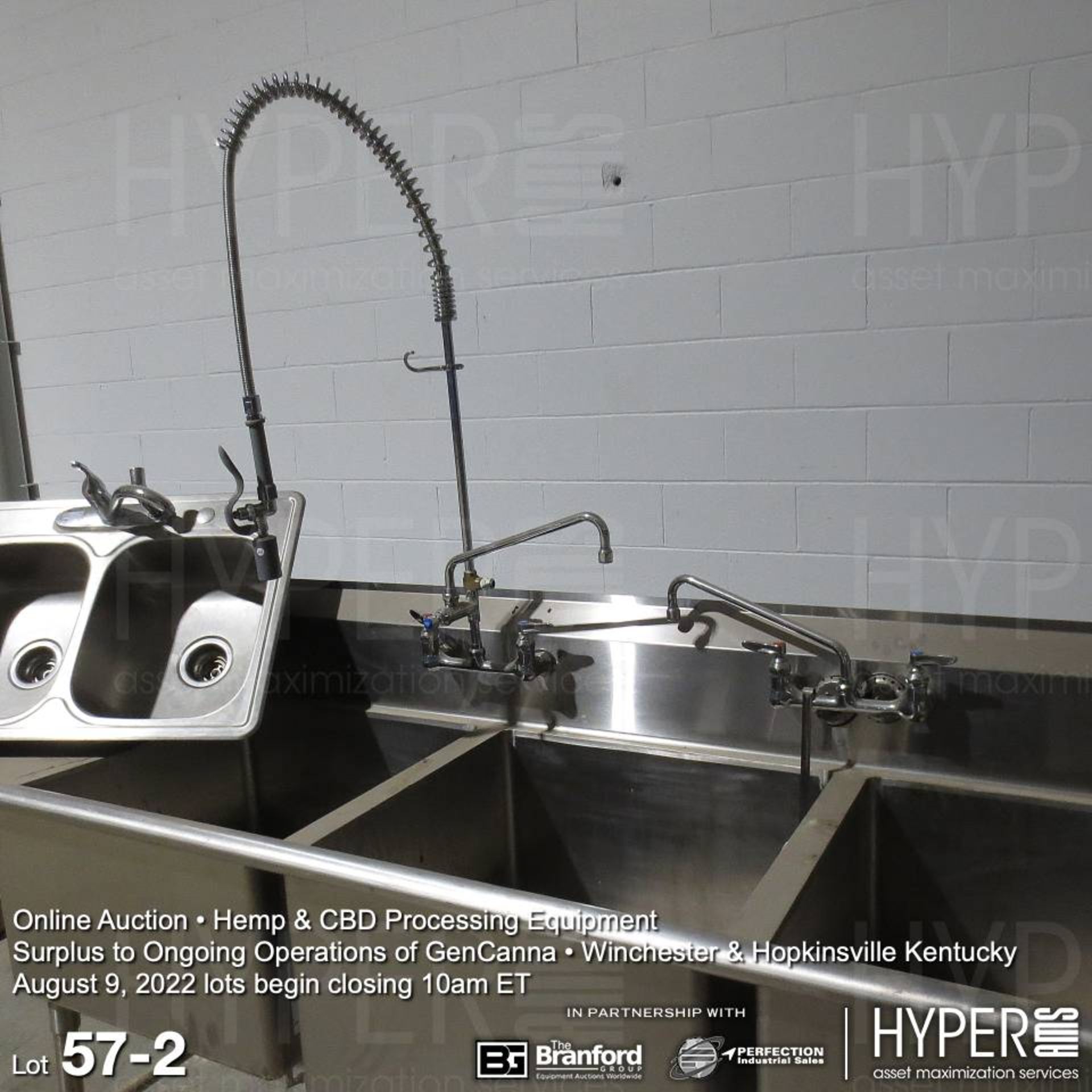 Stainless steel sinks; (1) 33" x 22" counter top; (1) 125" x 30" 3-sink-unit - Image 2 of 4