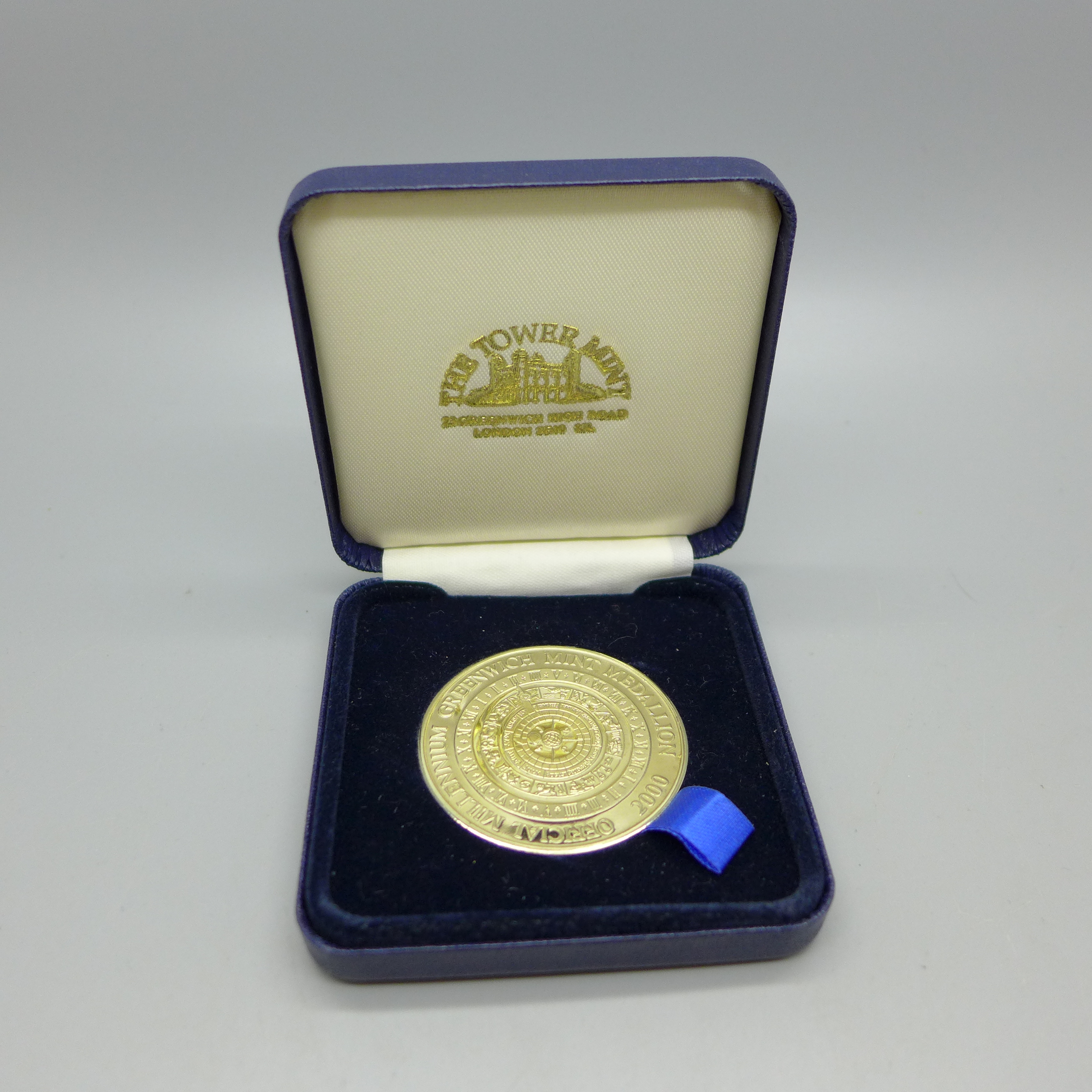 A Greenwich mint medallion, Yr 2000, in fitted case