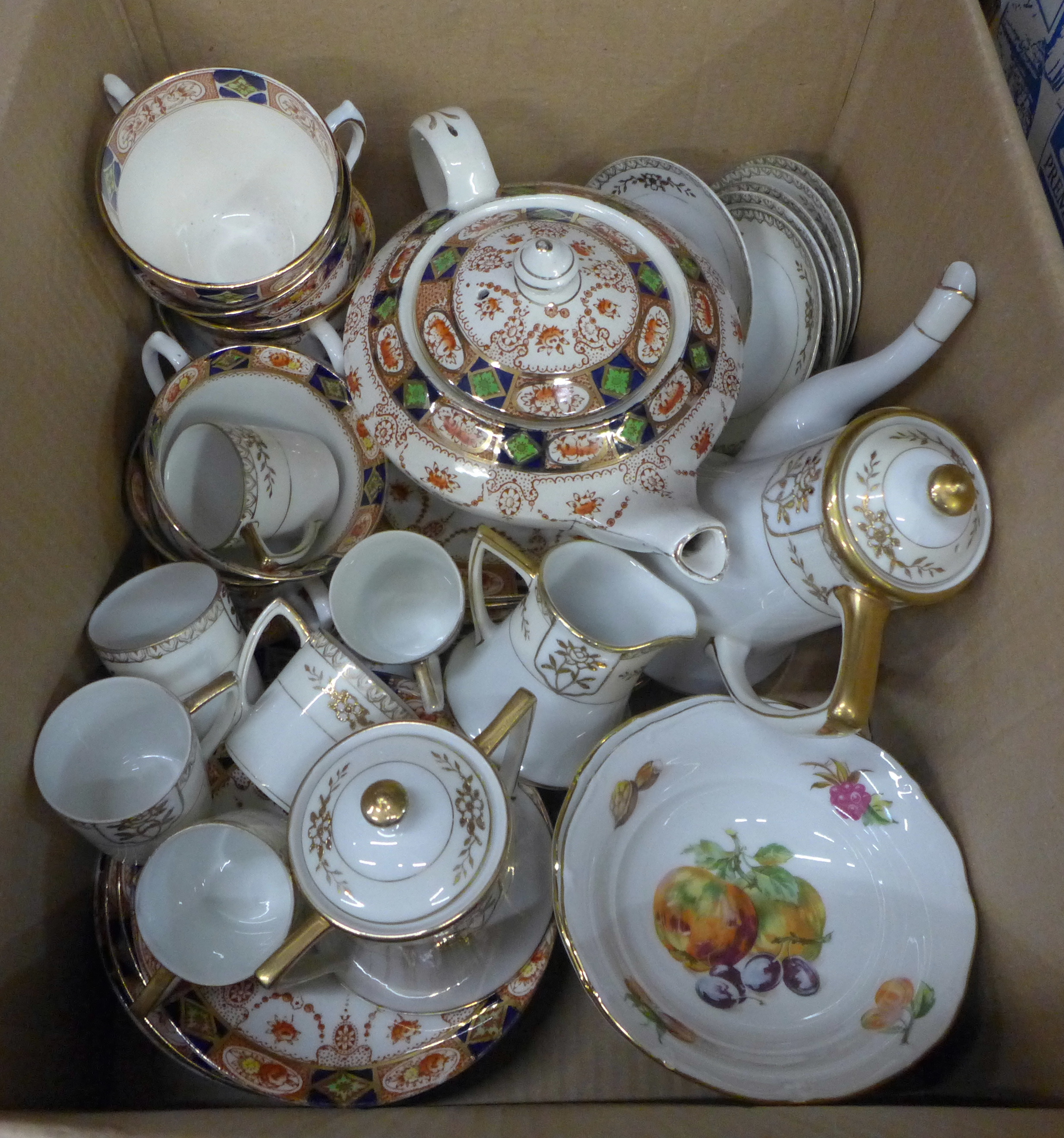 A Noritake coffee set including six cups, six saucers, milk jug, sugar bowl, coffee pot, etc., an
